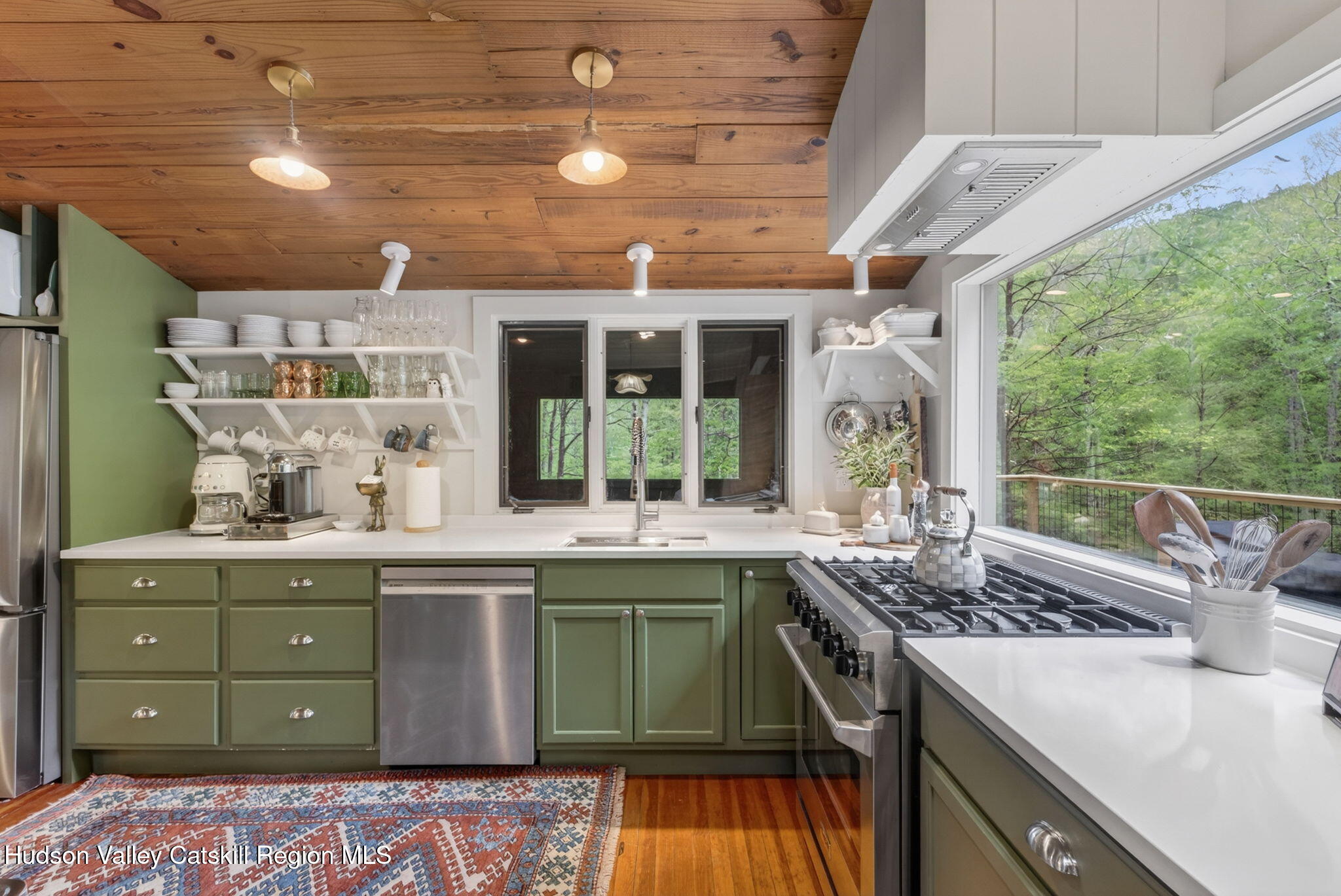 64 Huron Trail