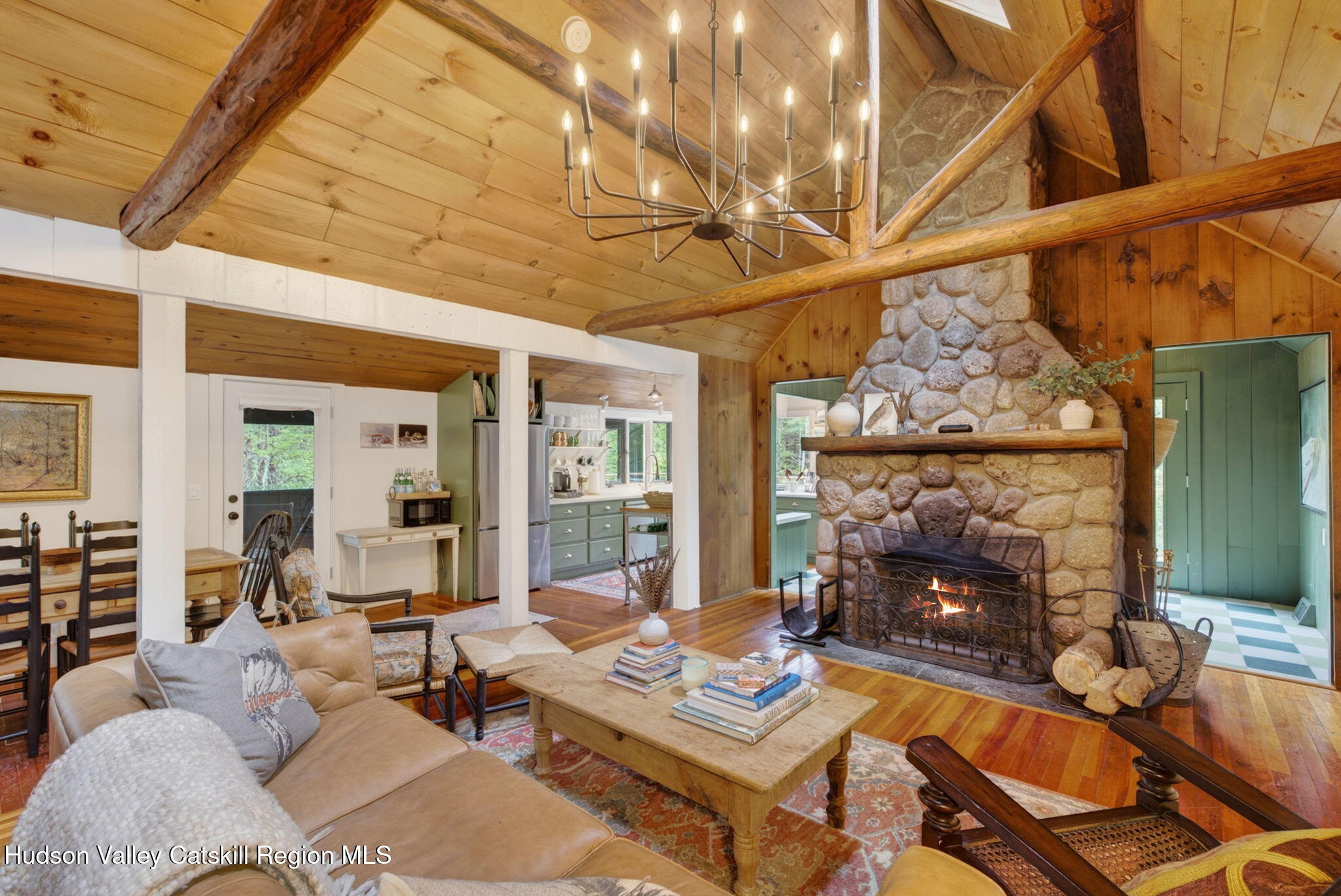 64 Huron Trail