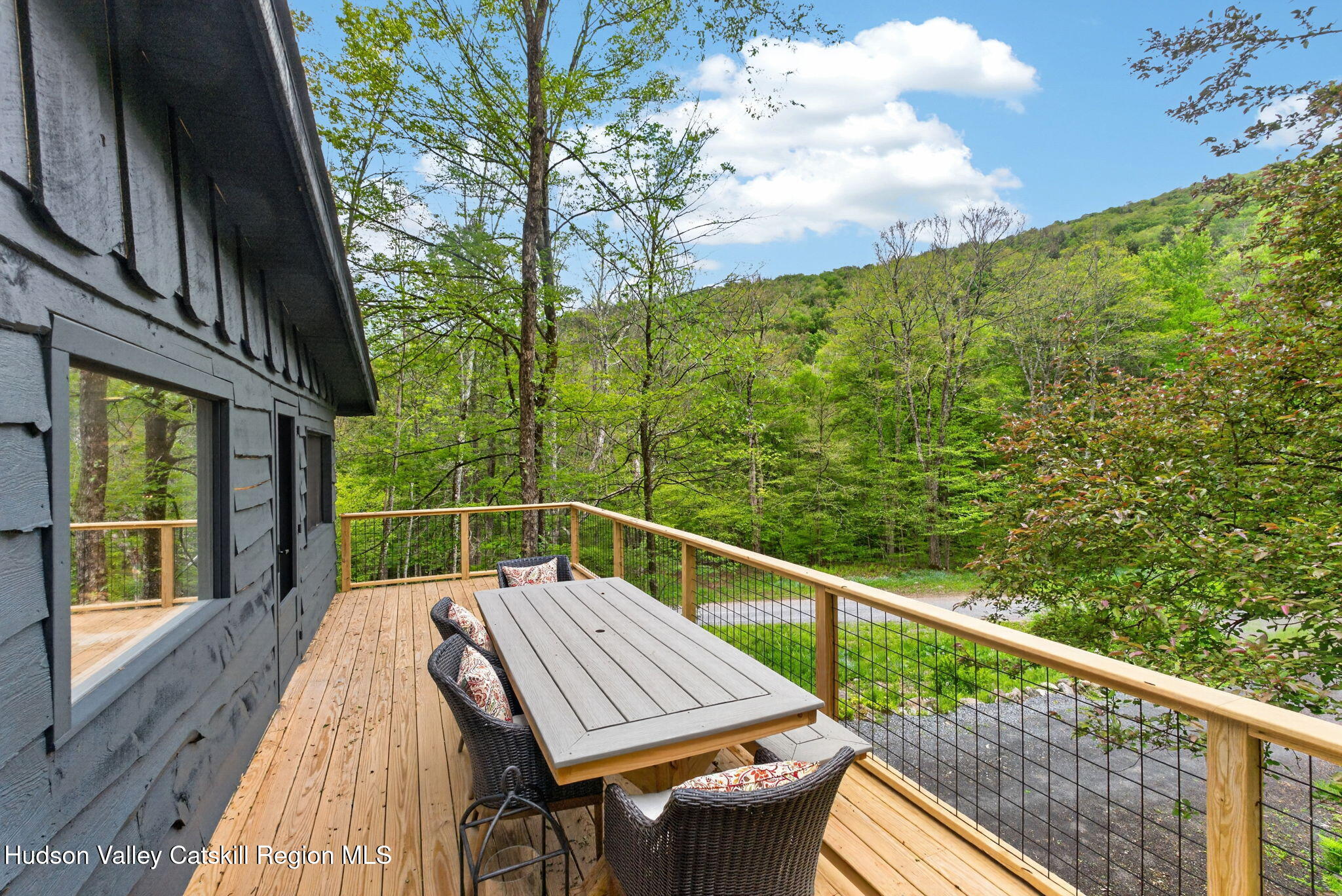 64 Huron Trail