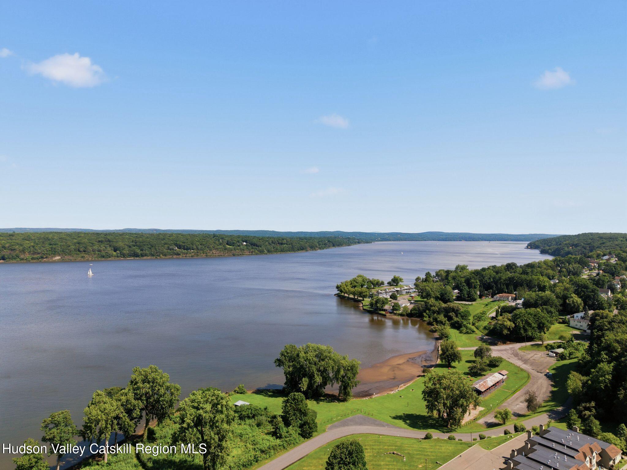 44 Riverview Condos