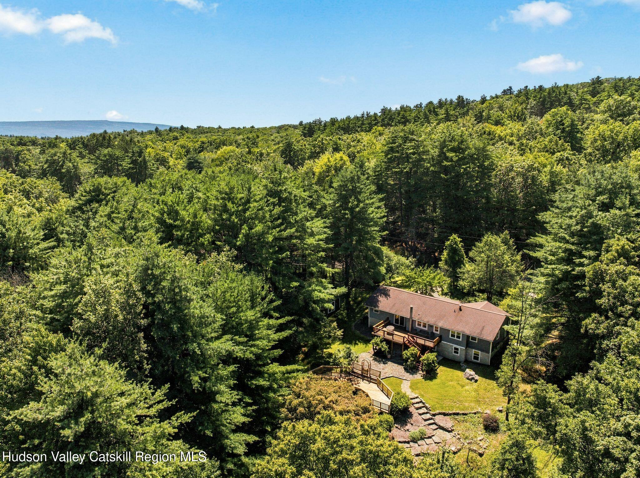 690 Samsonville Road