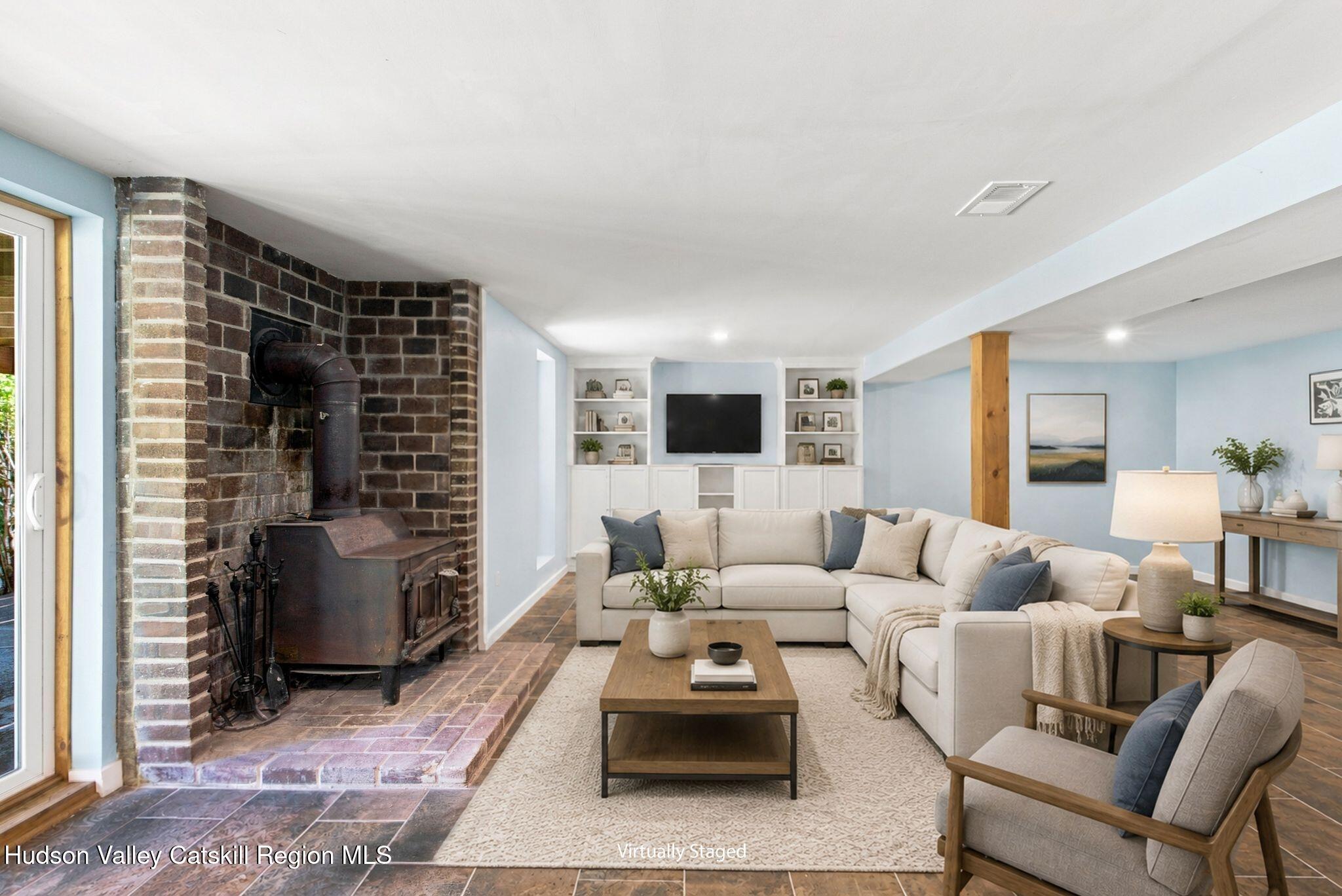690 Samsonville Road