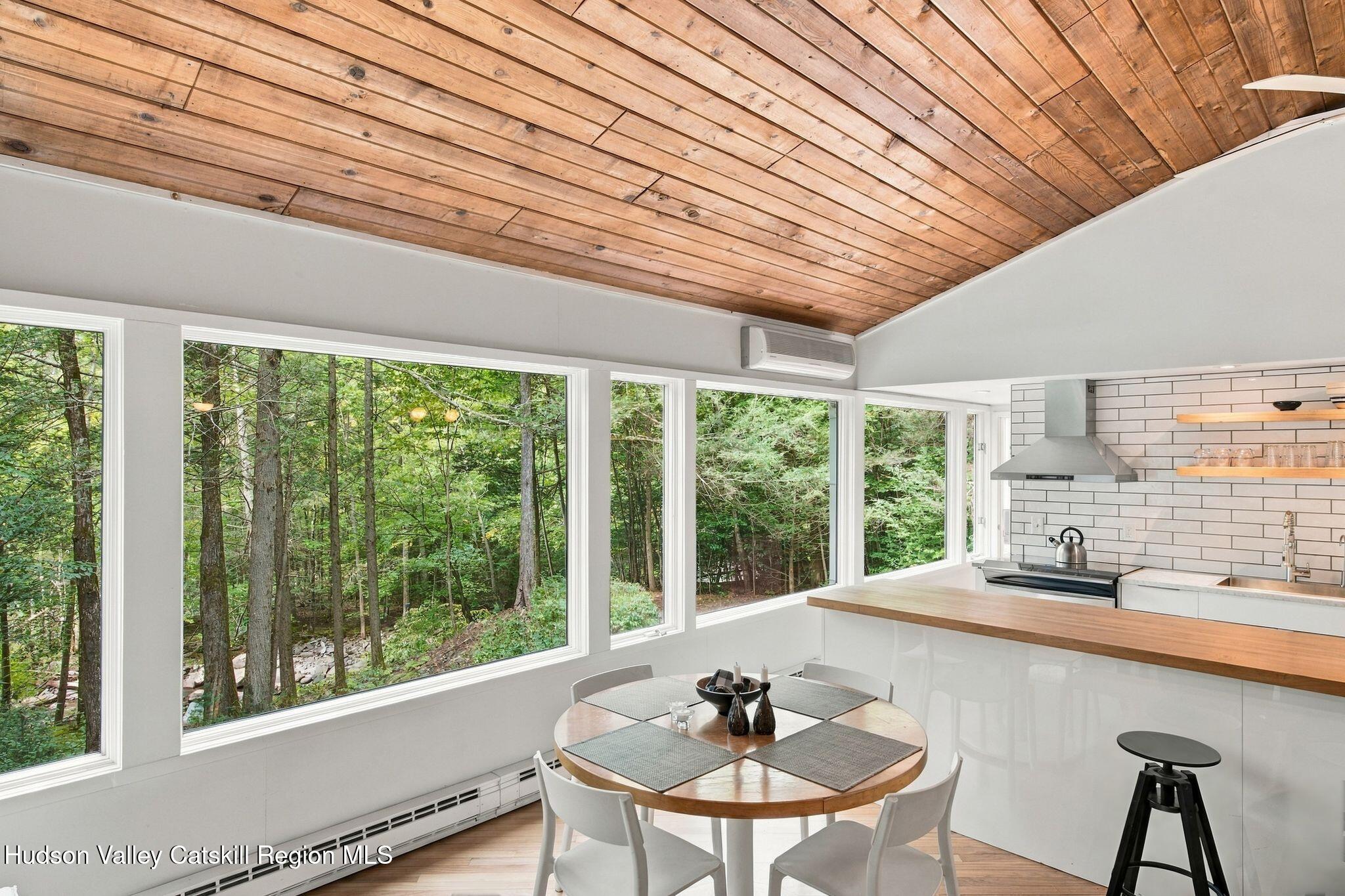 142 Stony Clove Lane