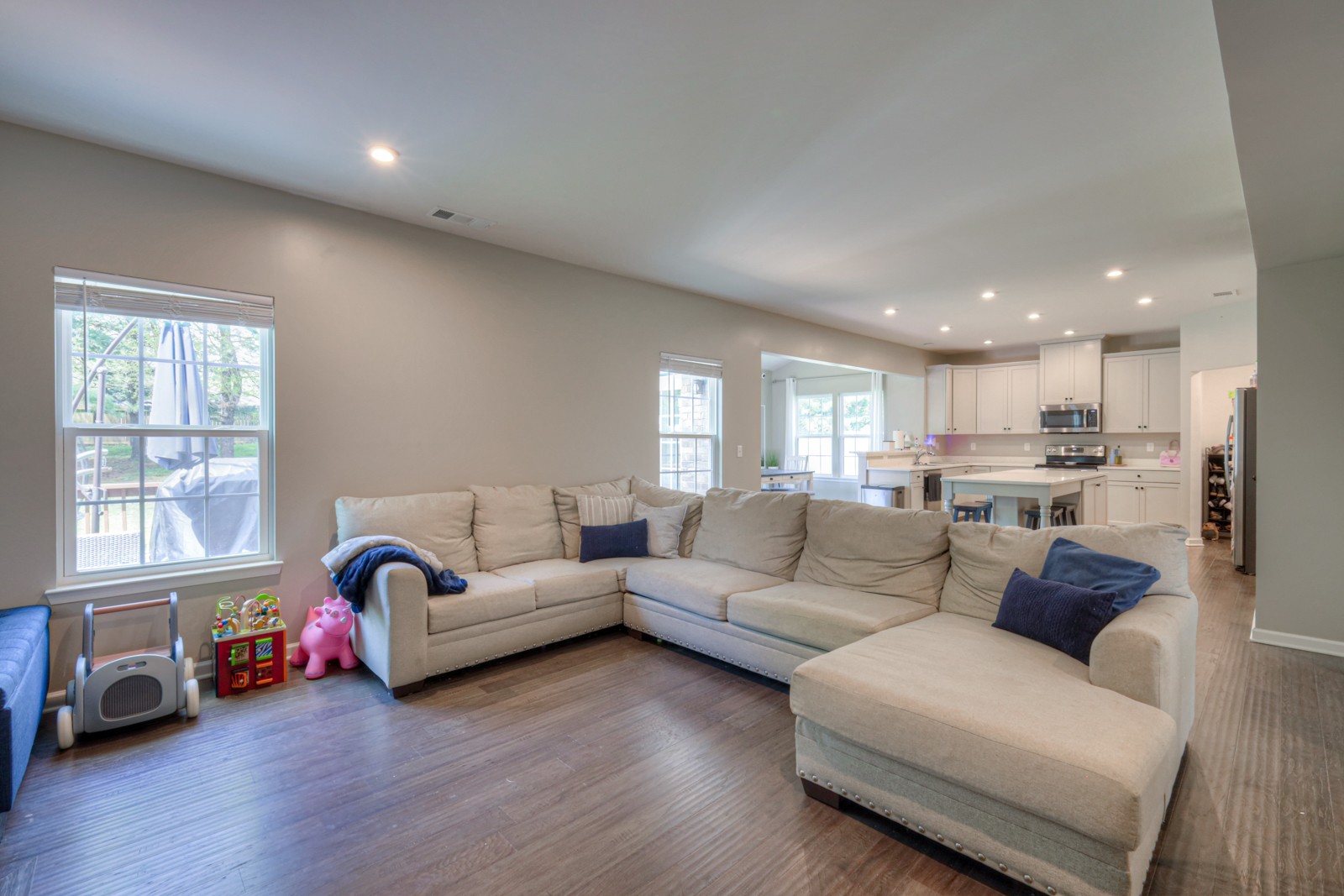 541 Goodman Dr
