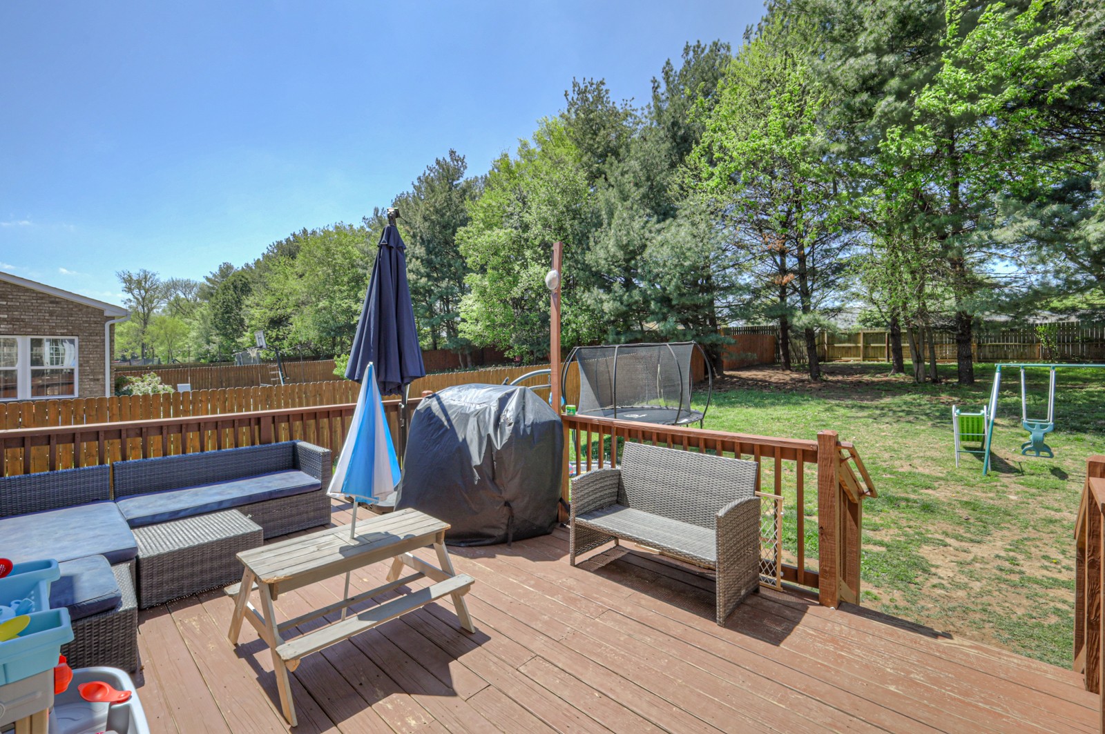 541 Goodman Dr