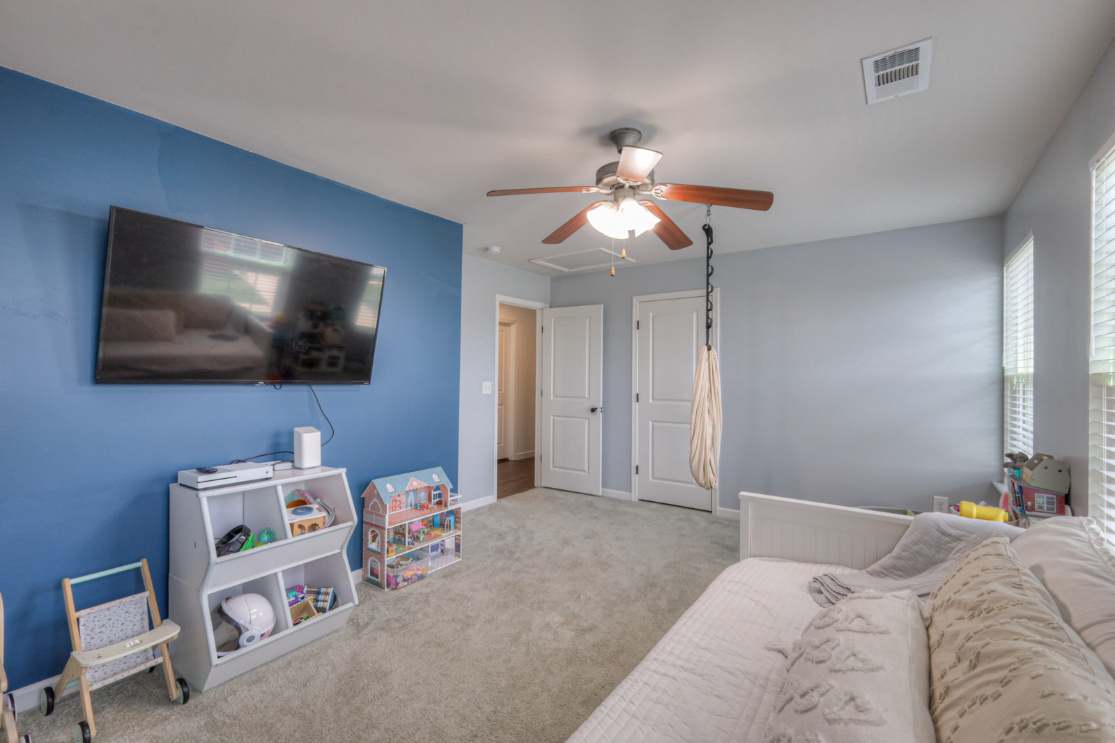 541 Goodman Dr