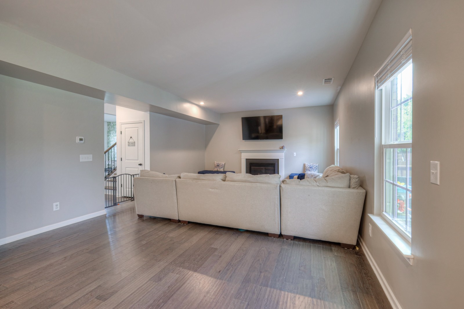 541 Goodman Dr