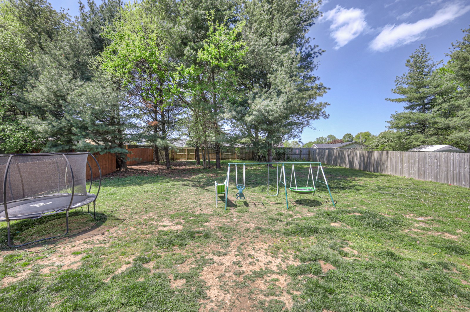 541 Goodman Dr