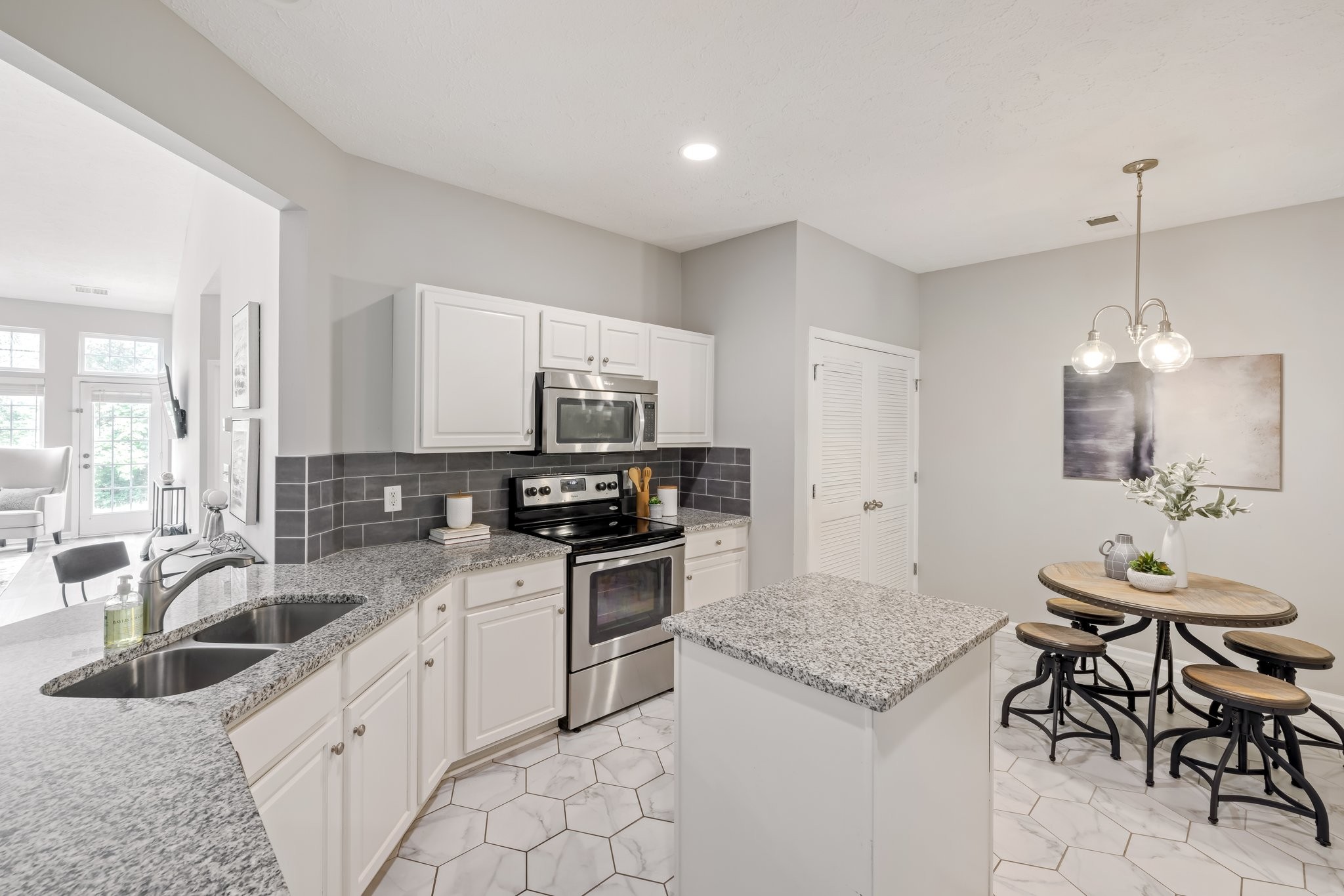 7277 Charlotte Pike Unit: 102