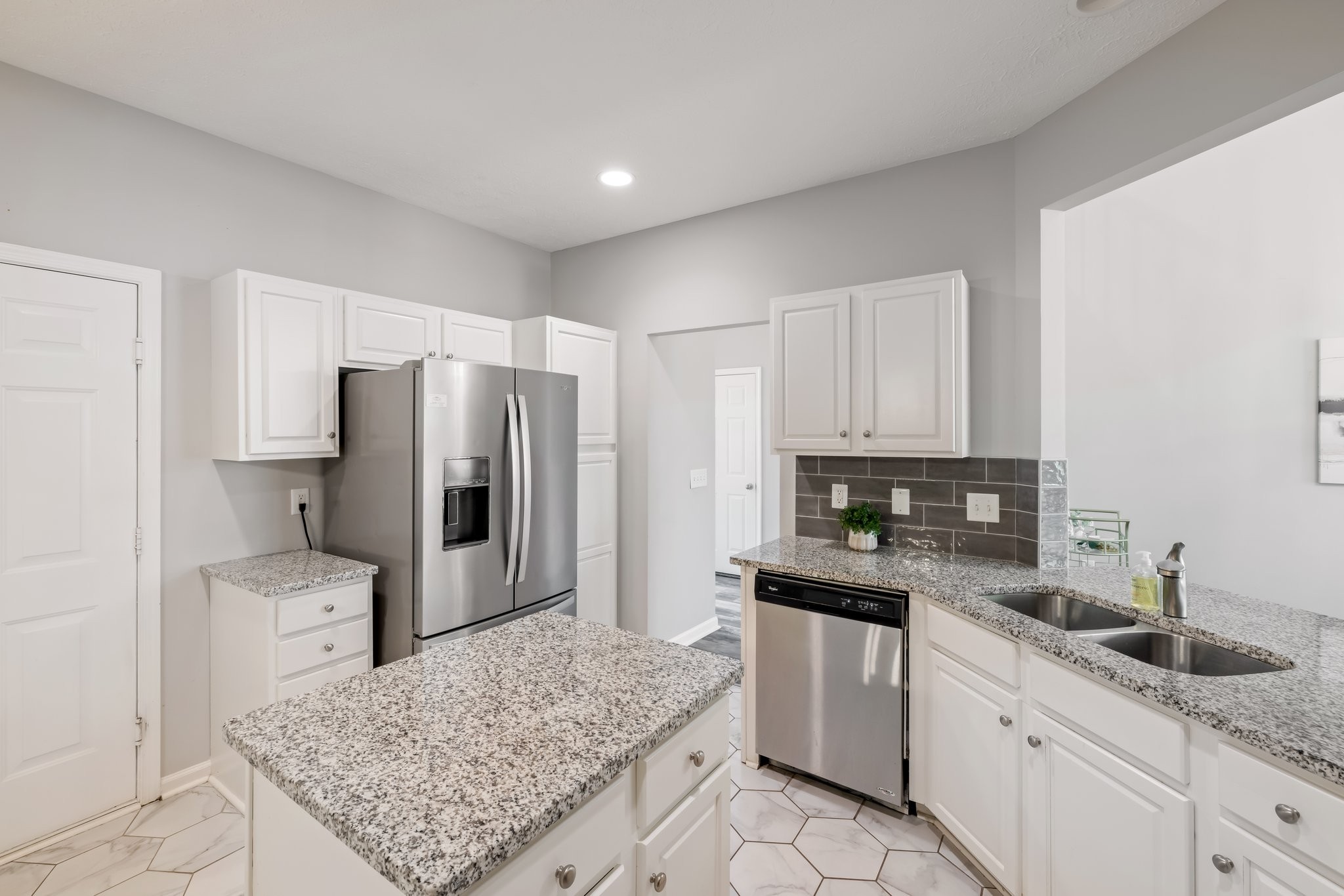 7277 Charlotte Pike Unit: 102