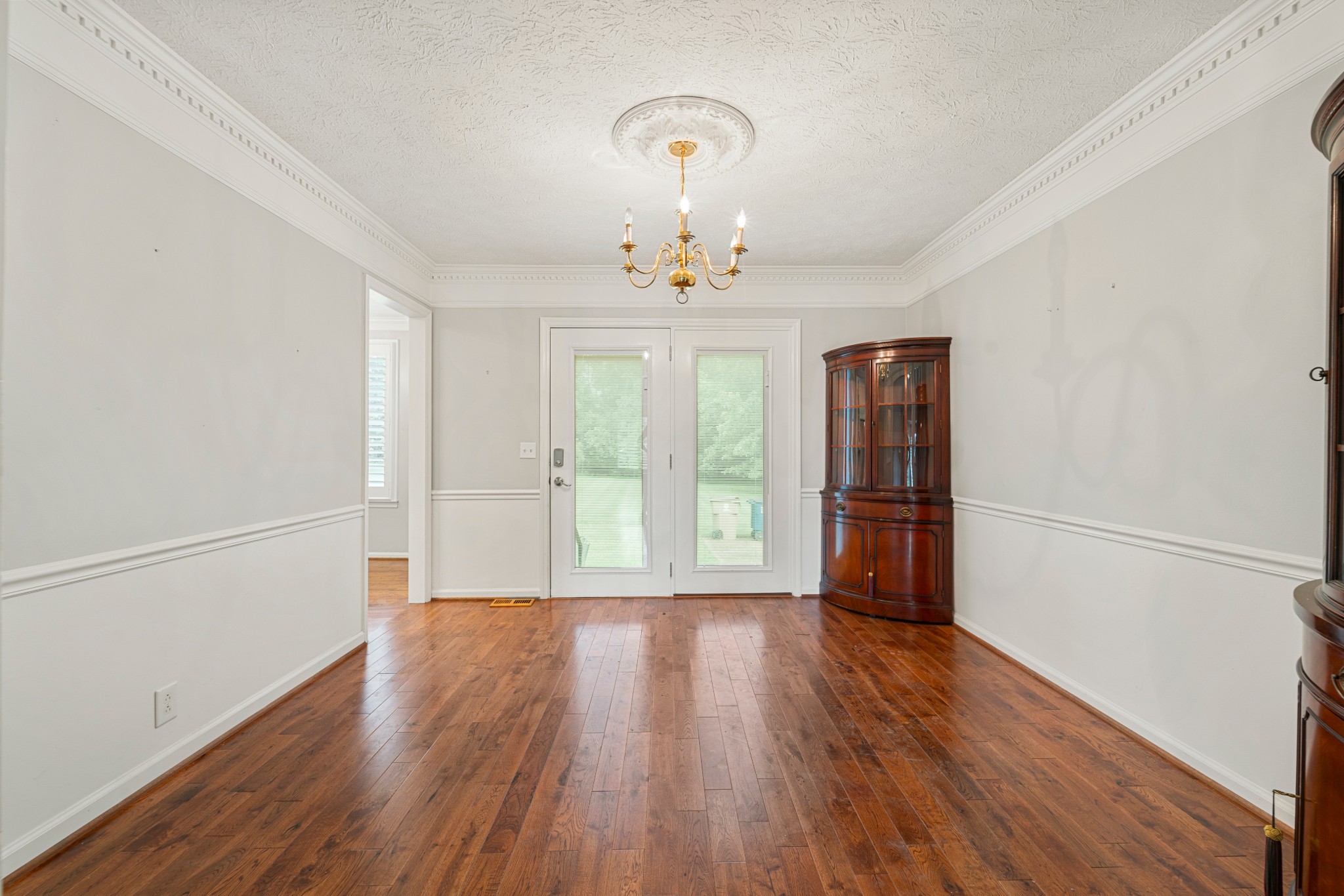 413 Clifton Dr