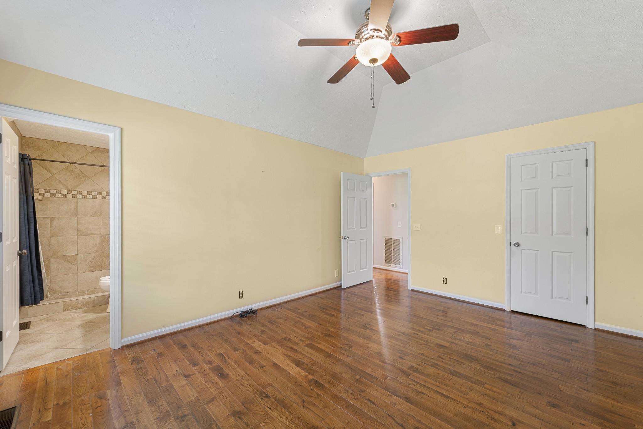 413 Clifton Dr