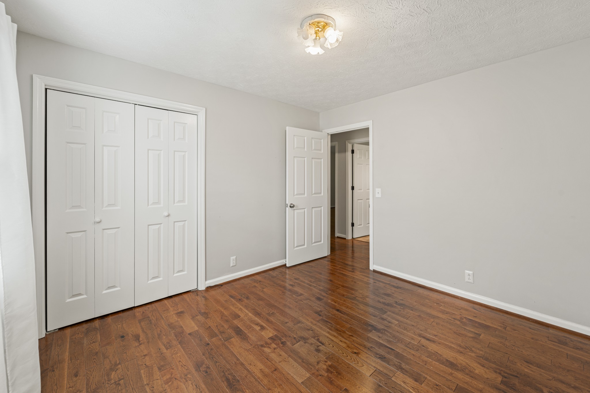 413 Clifton Dr