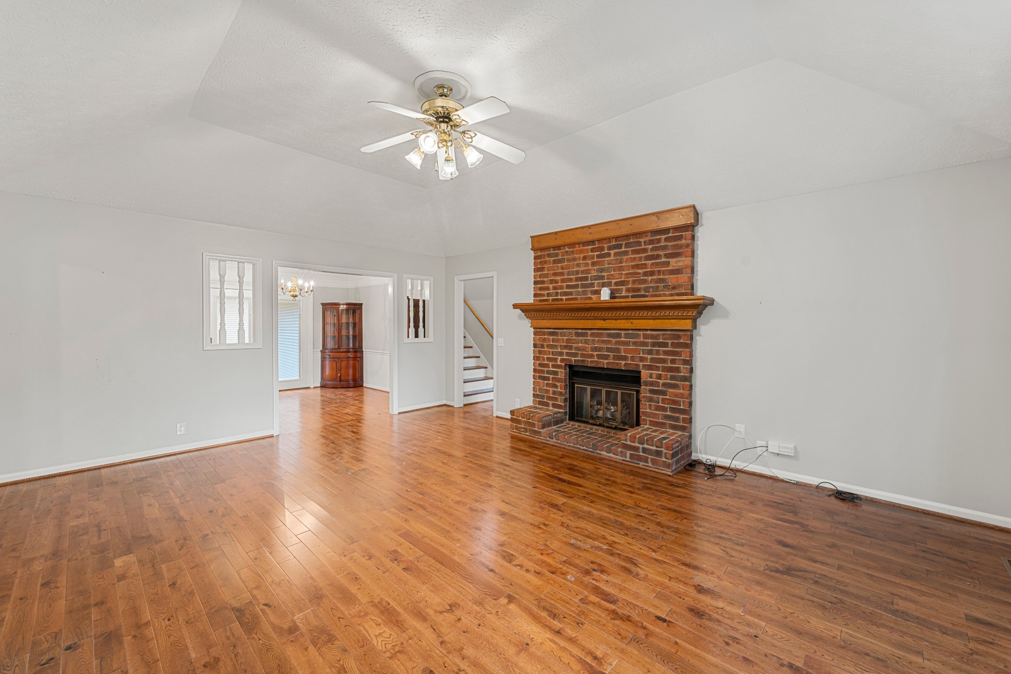413 Clifton Dr