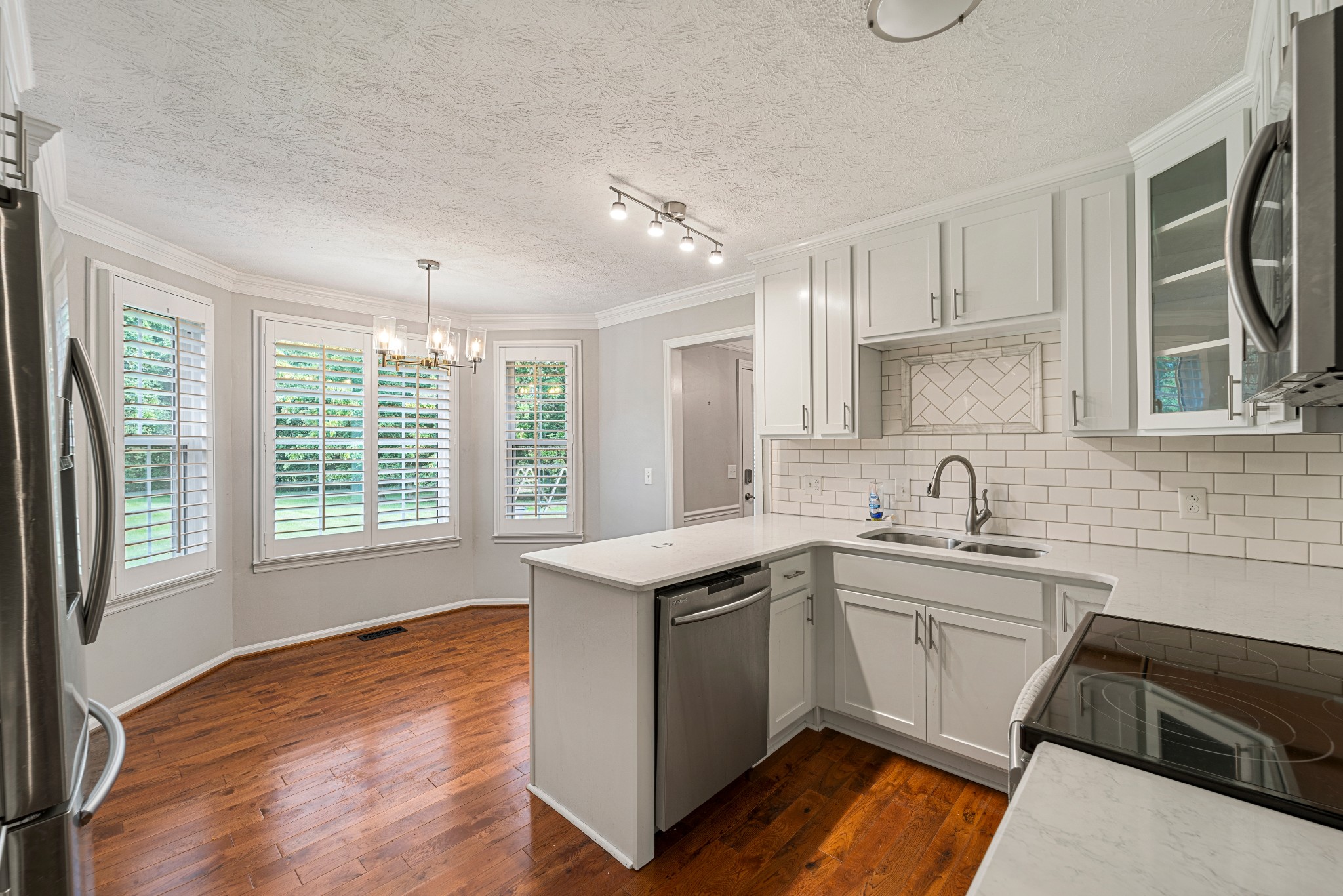 413 Clifton Dr
