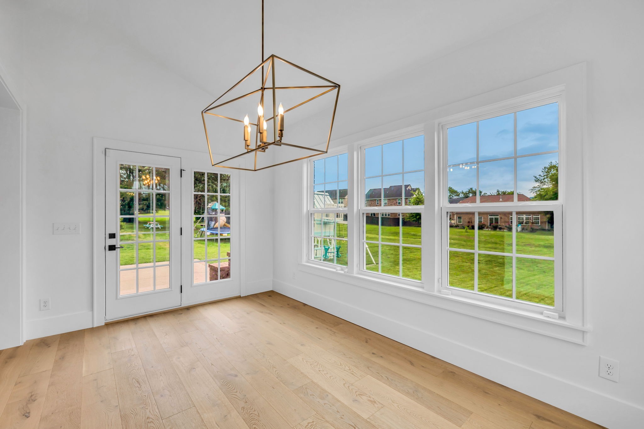2625 Cortlandt Ct