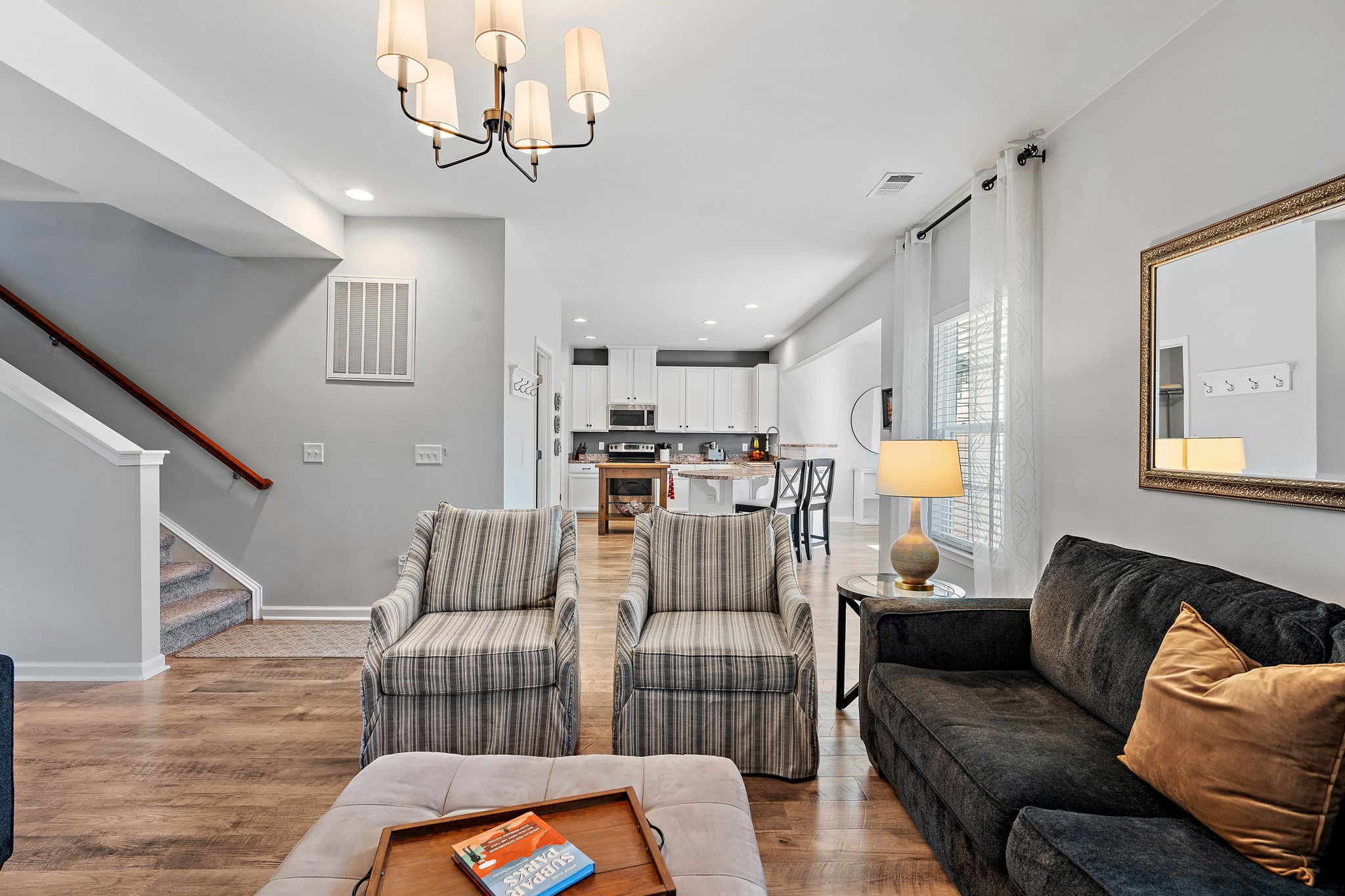 1324 Scarcroft Ln