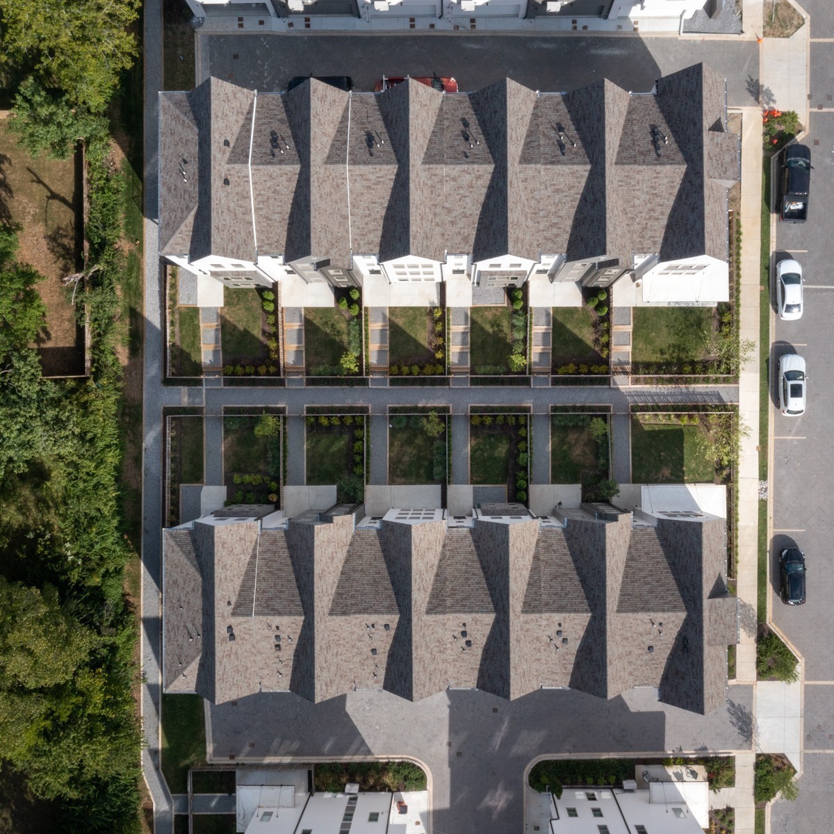 351 E Village Ln