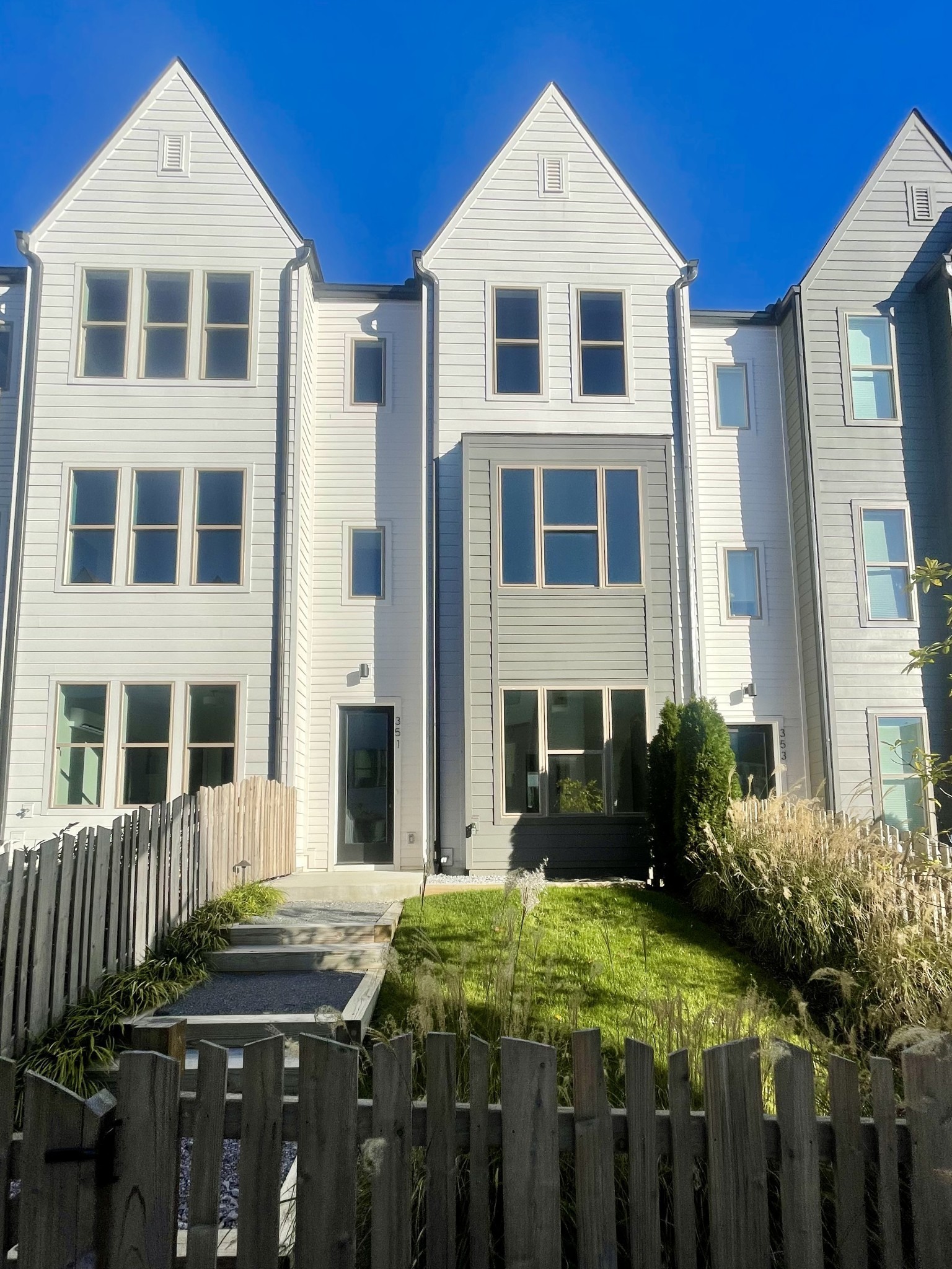 351 E Village Ln