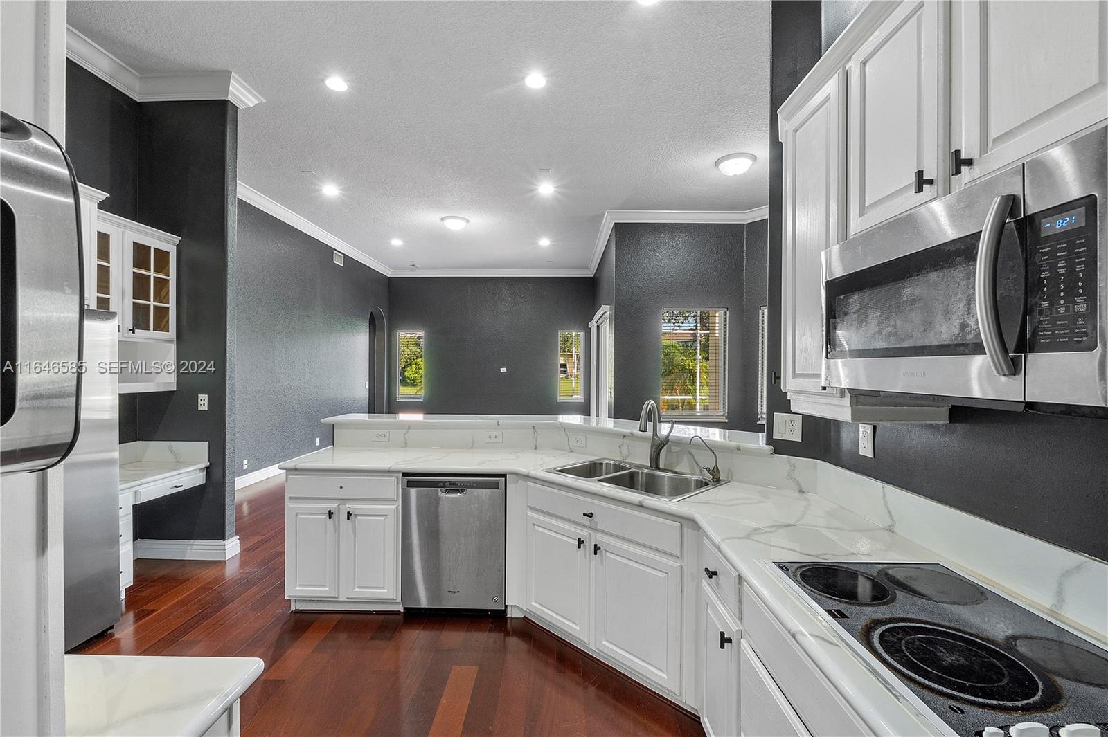 12211 NW 49th Street