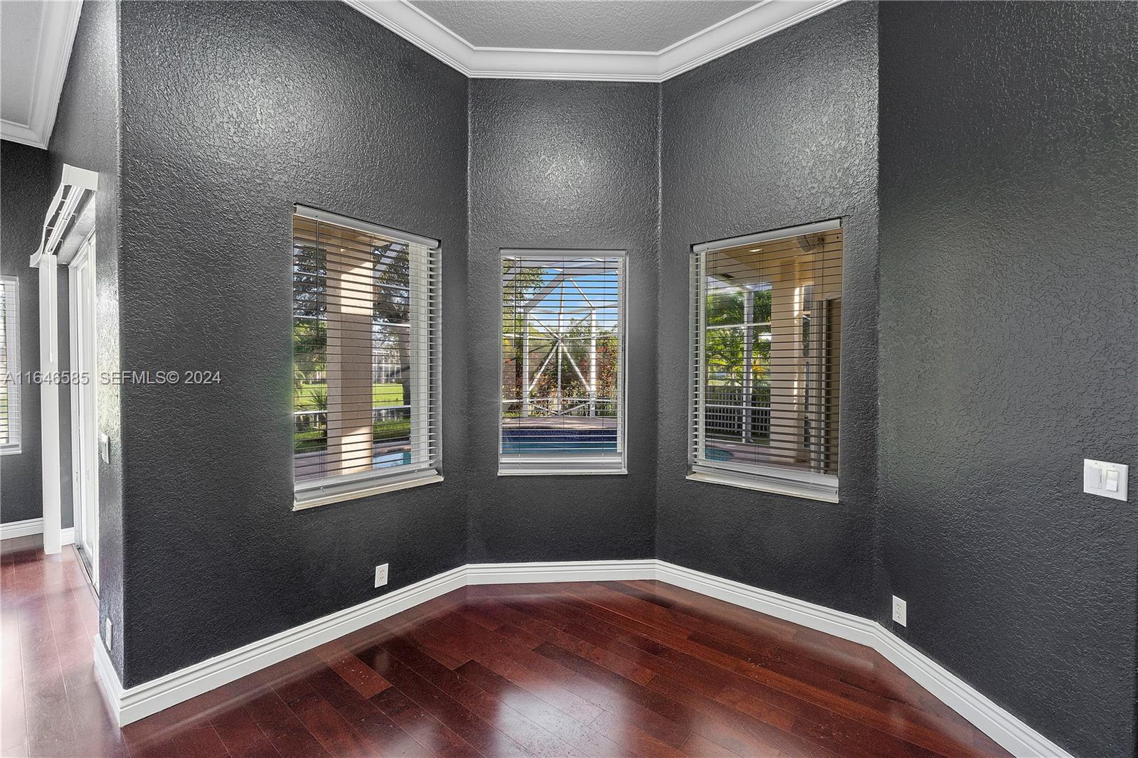 12211 NW 49th Street