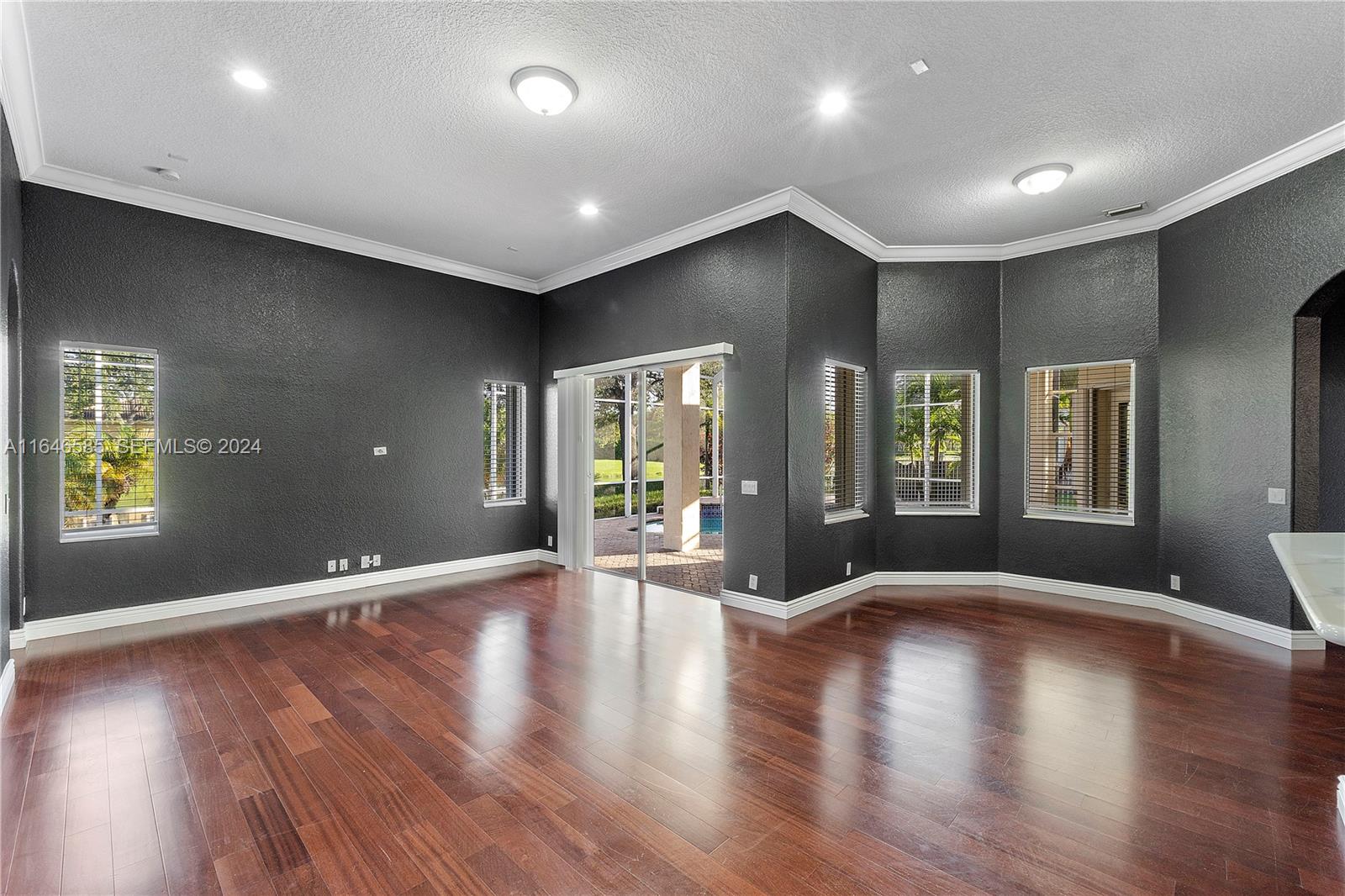 12211 NW 49th Street