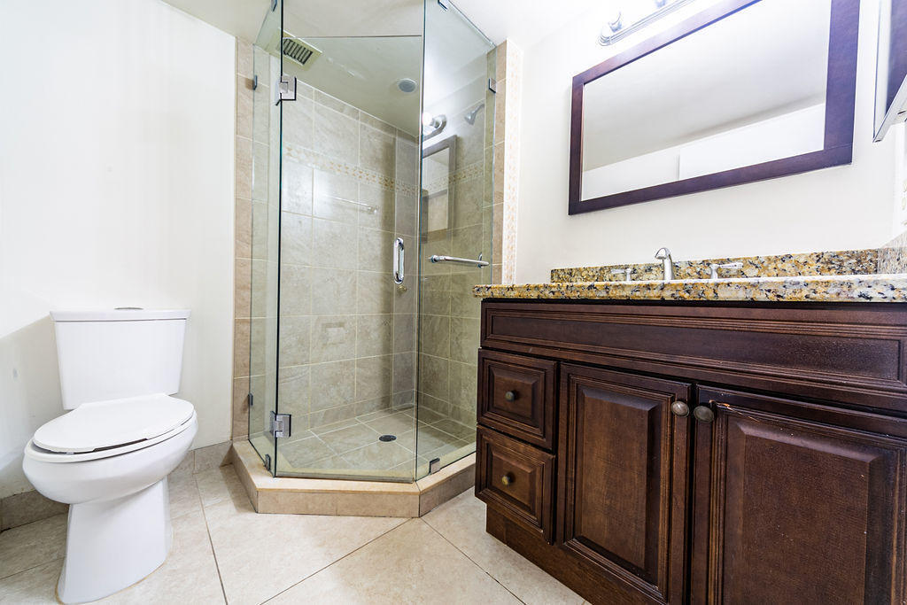 6 Royal Palm Way
