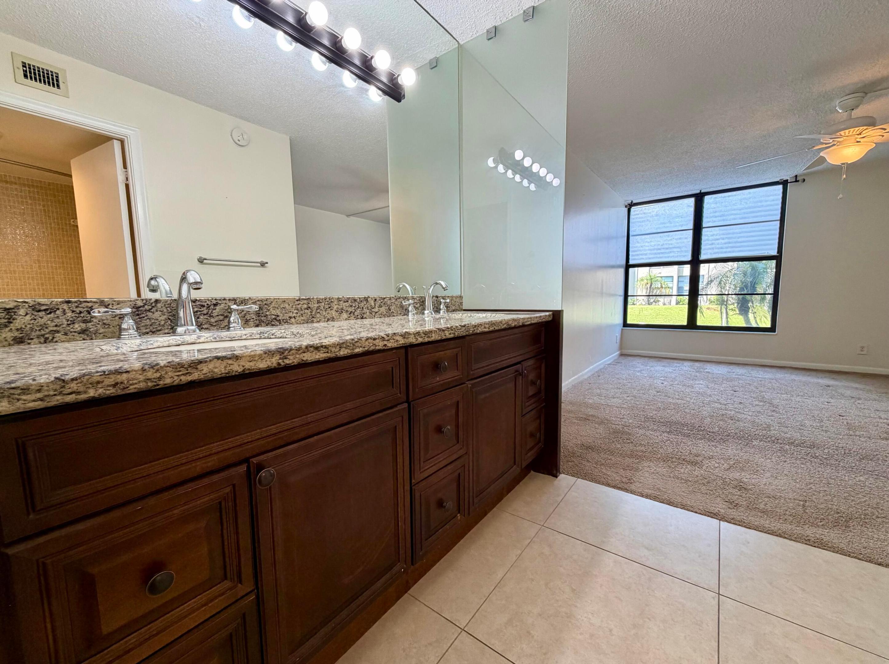 6 Royal Palm Way 102