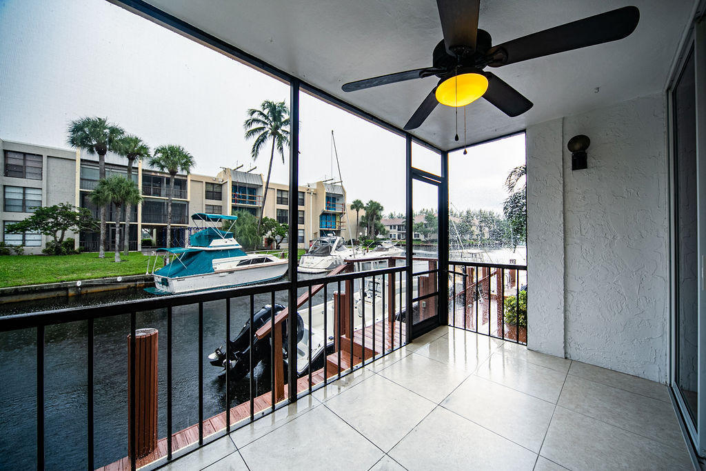 6 Royal Palm Way 102