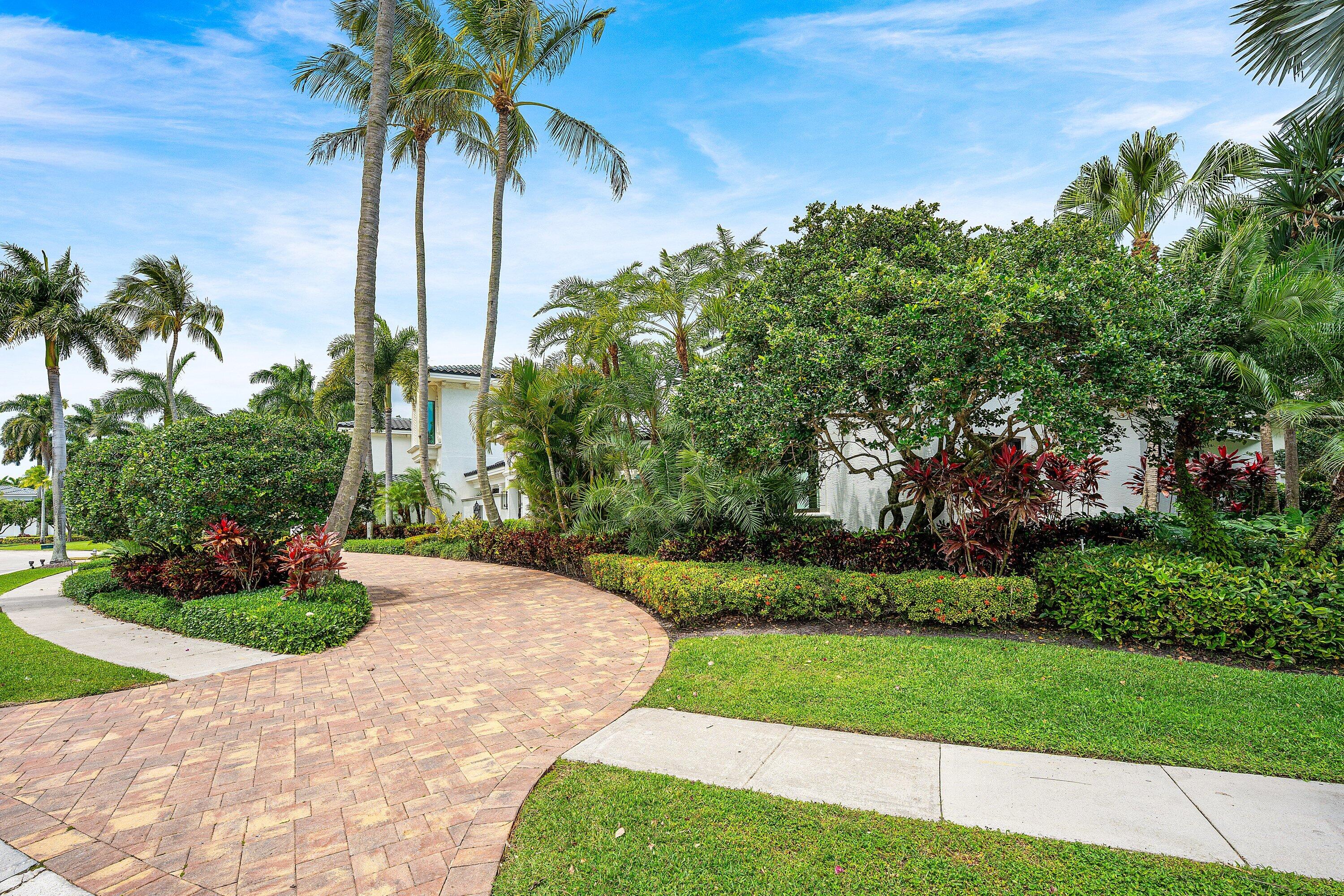 3633 Carlton Place