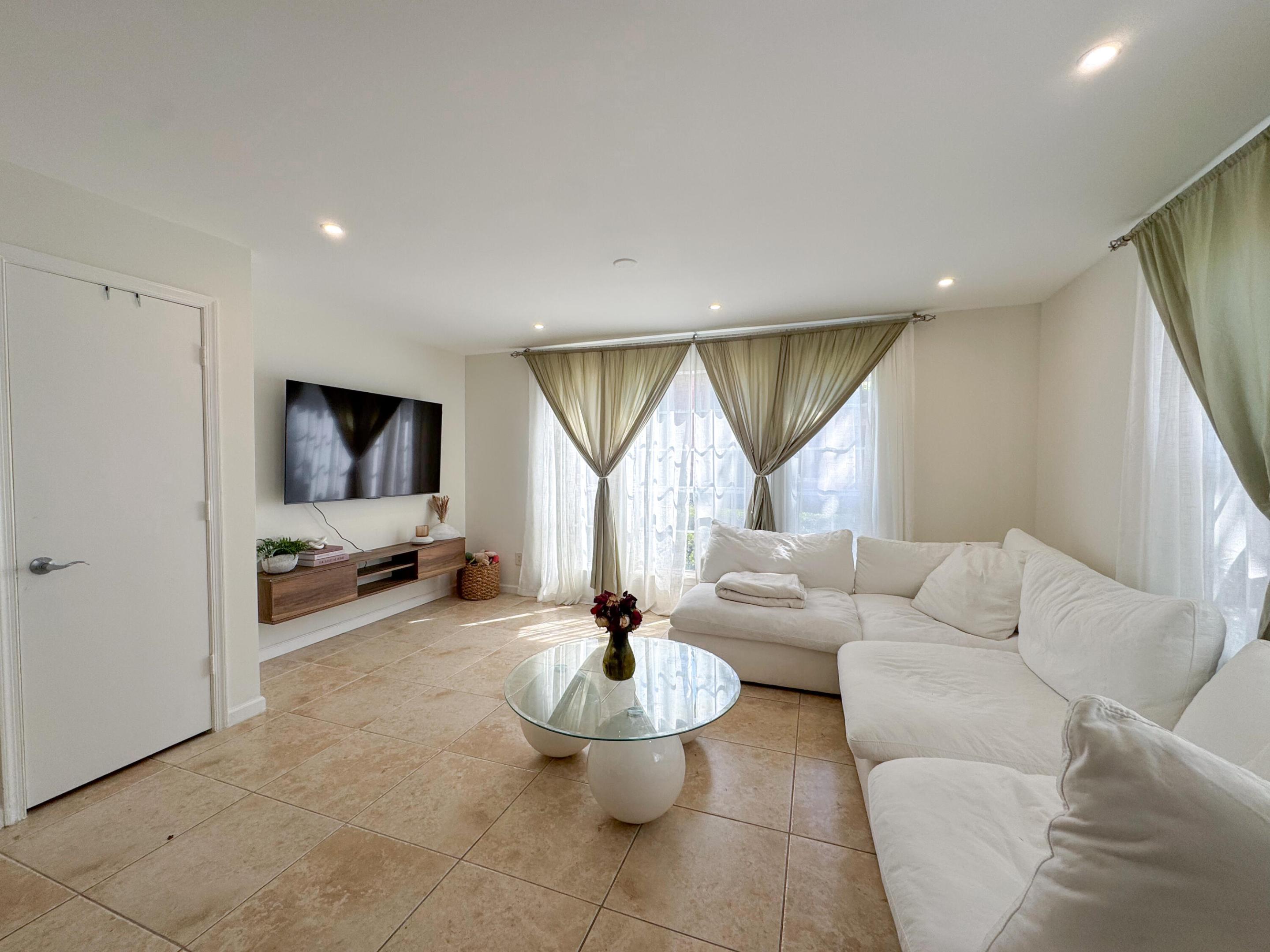 1125 Crystal Way I