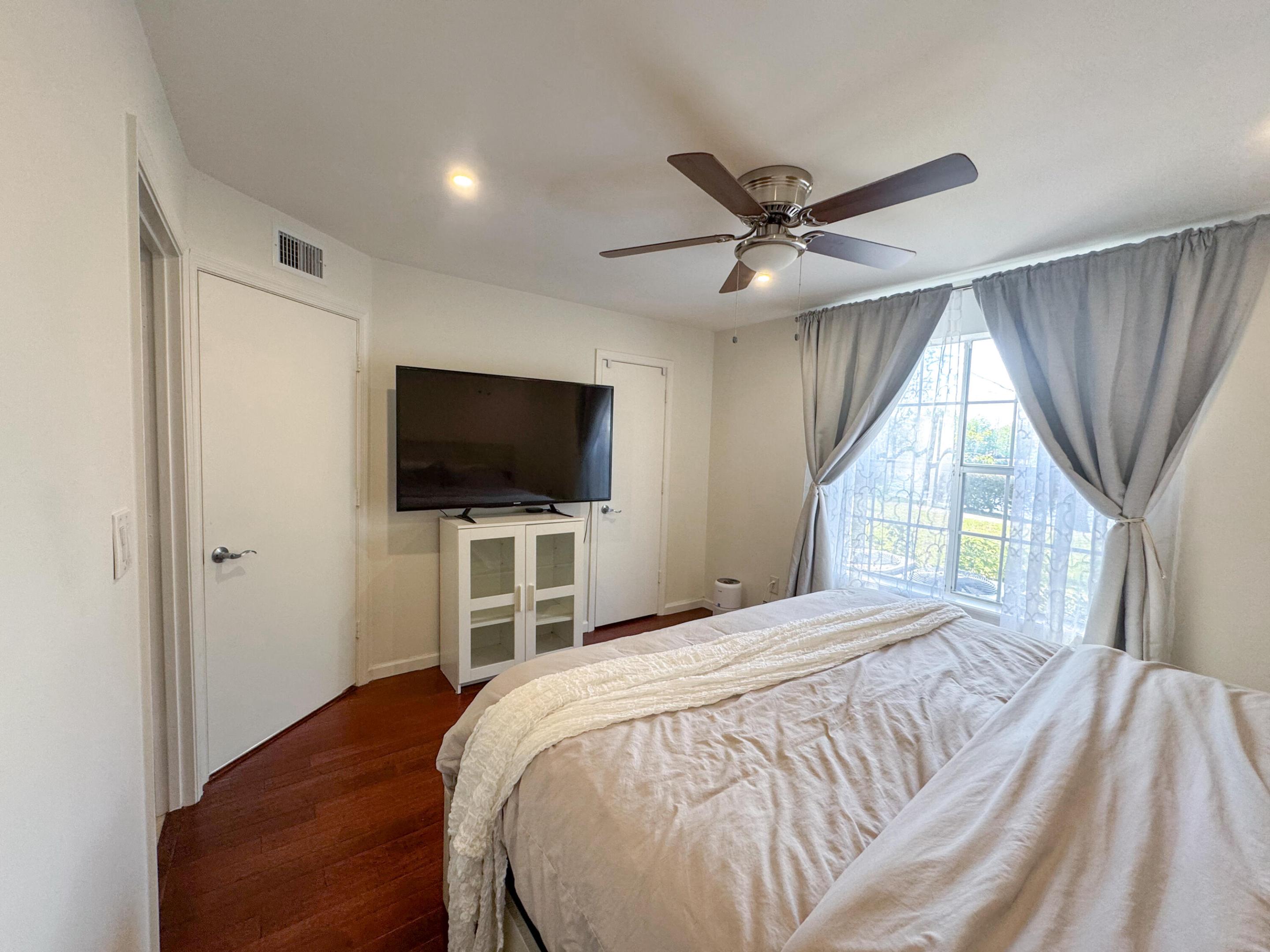 1125 Crystal Way I