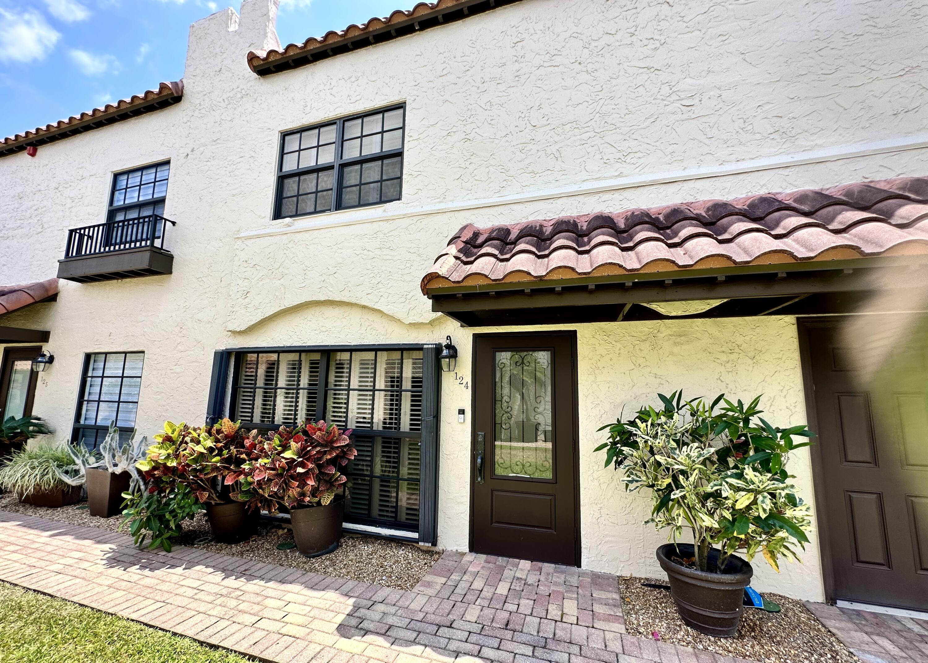 200 S Ocean Boulevard B-124