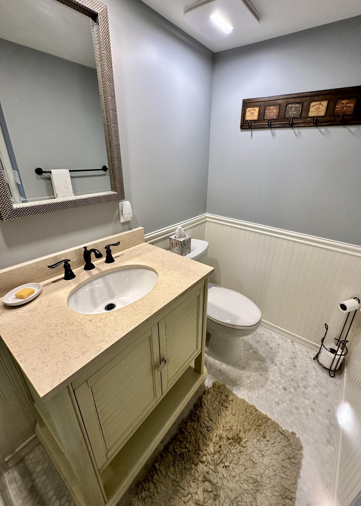 200 S Ocean Boulevard B-124