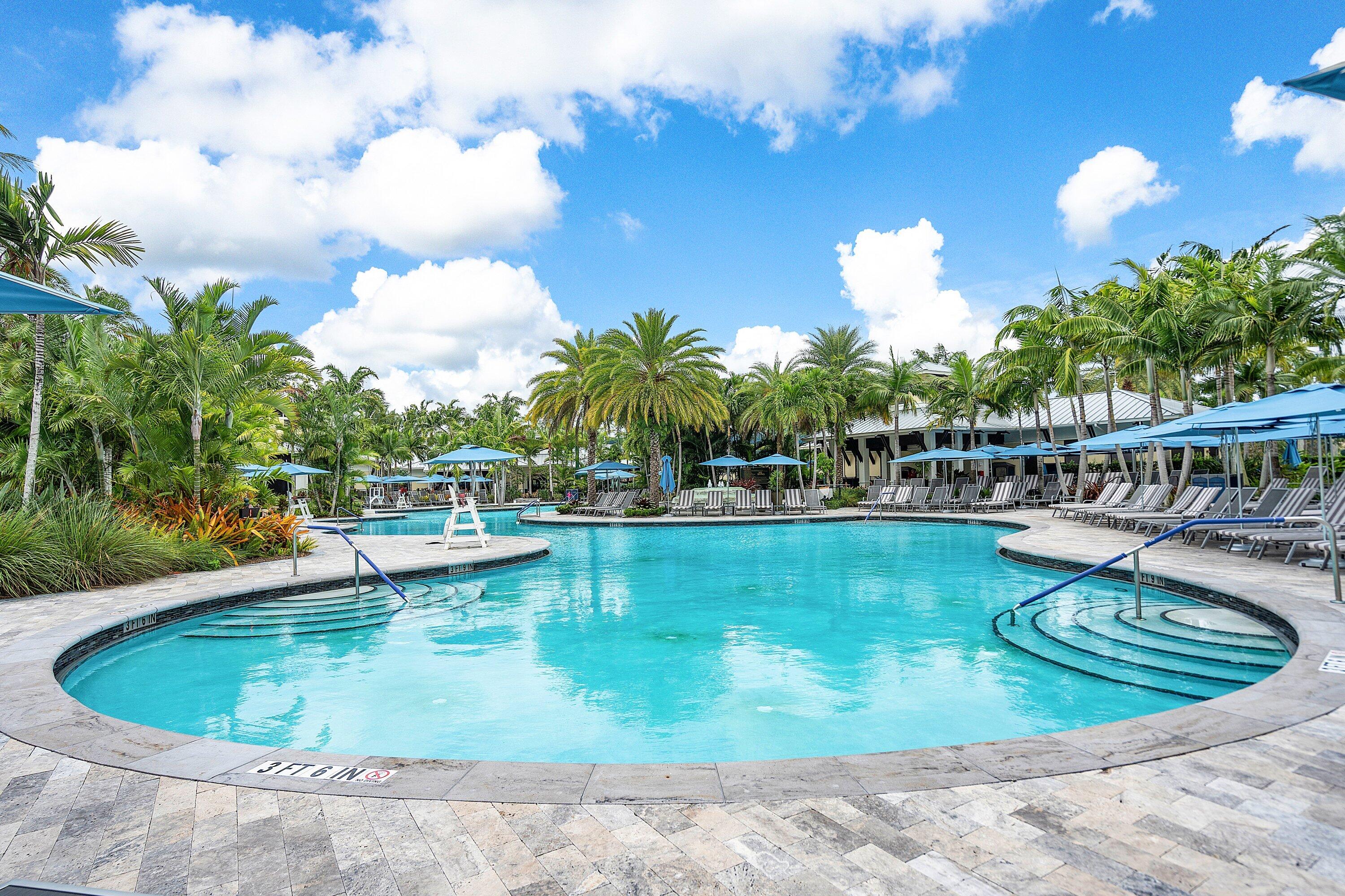 3507 NW Clubside Circle