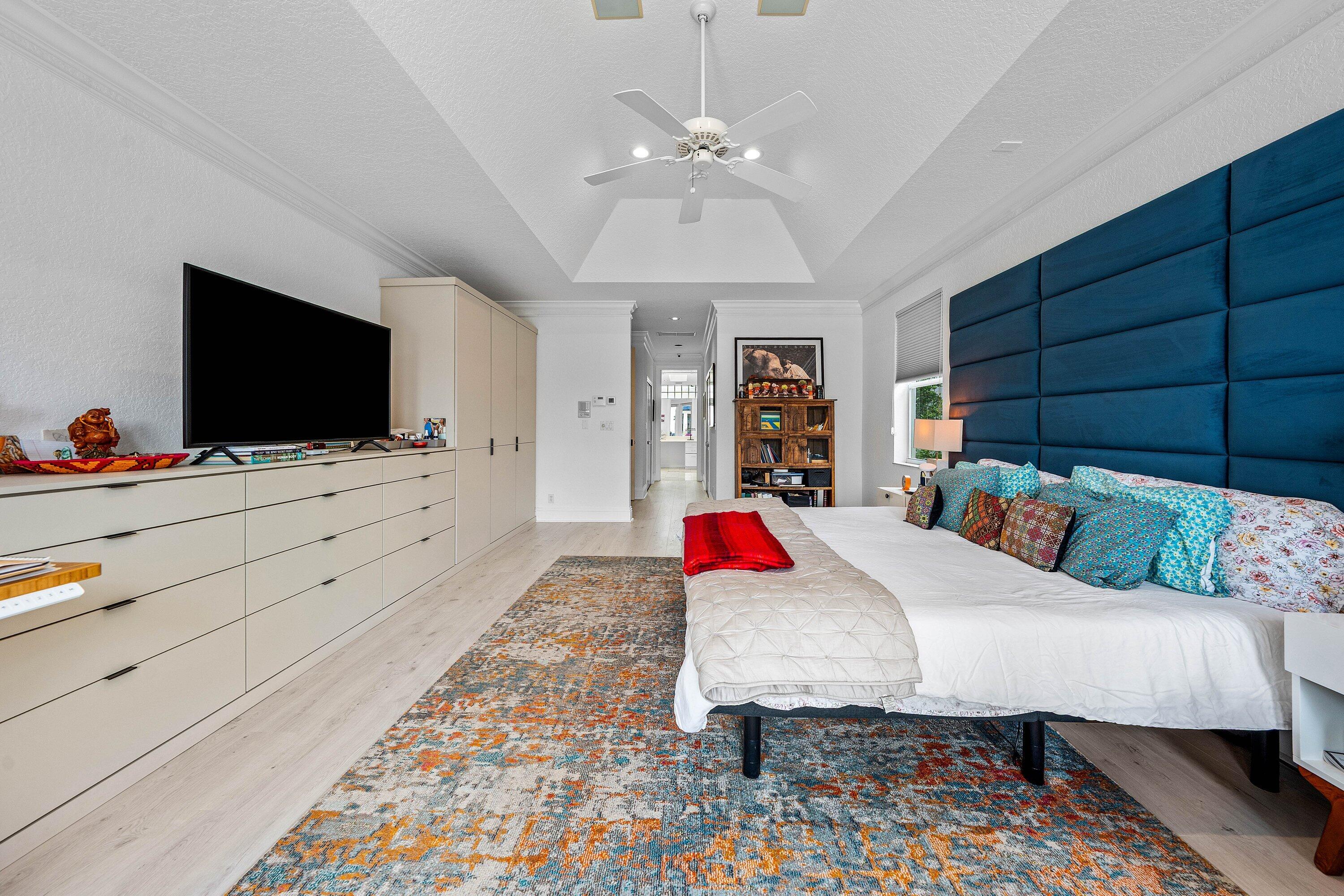 3507 NW Clubside Circle