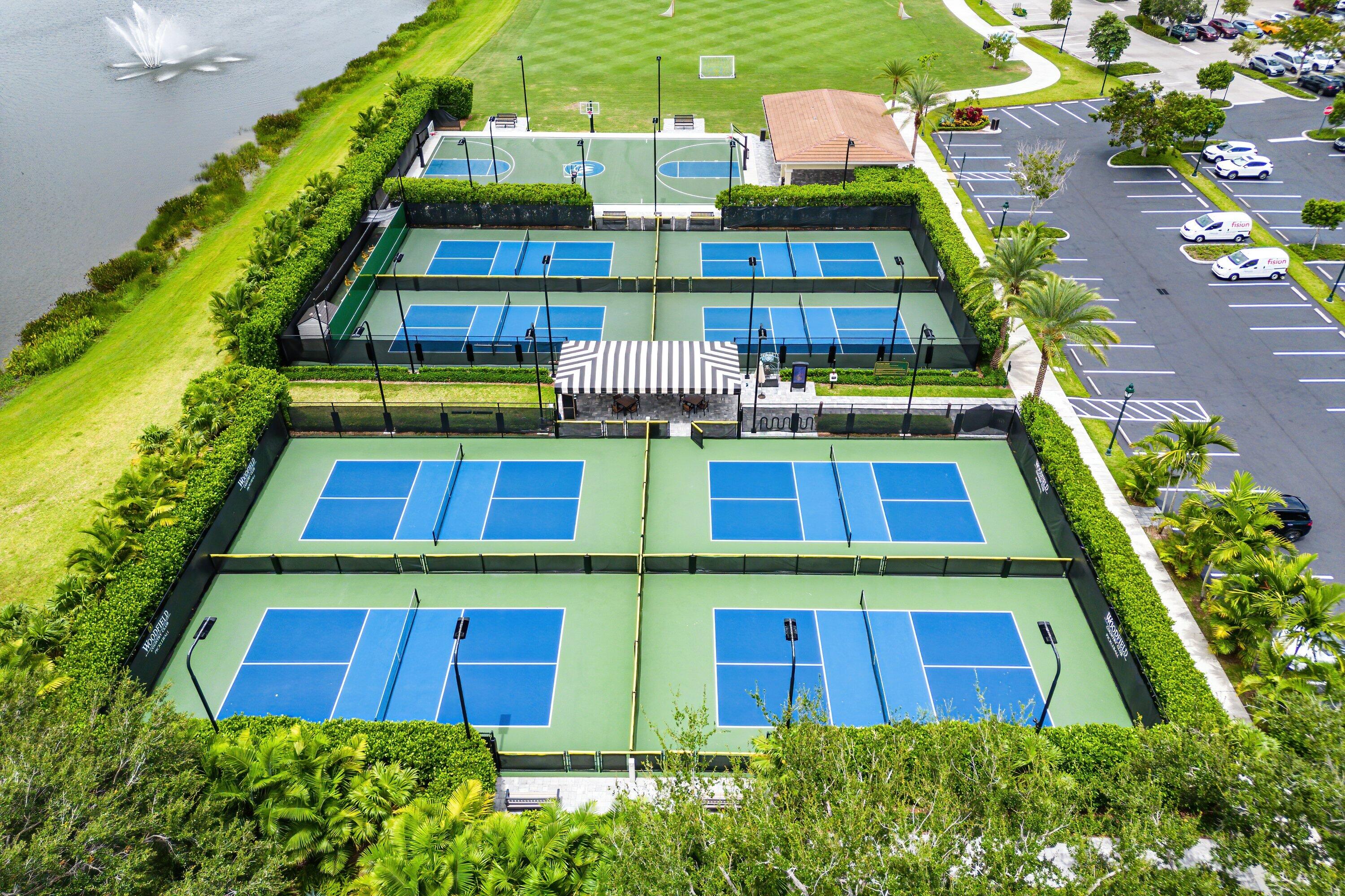 3507 NW Clubside Circle