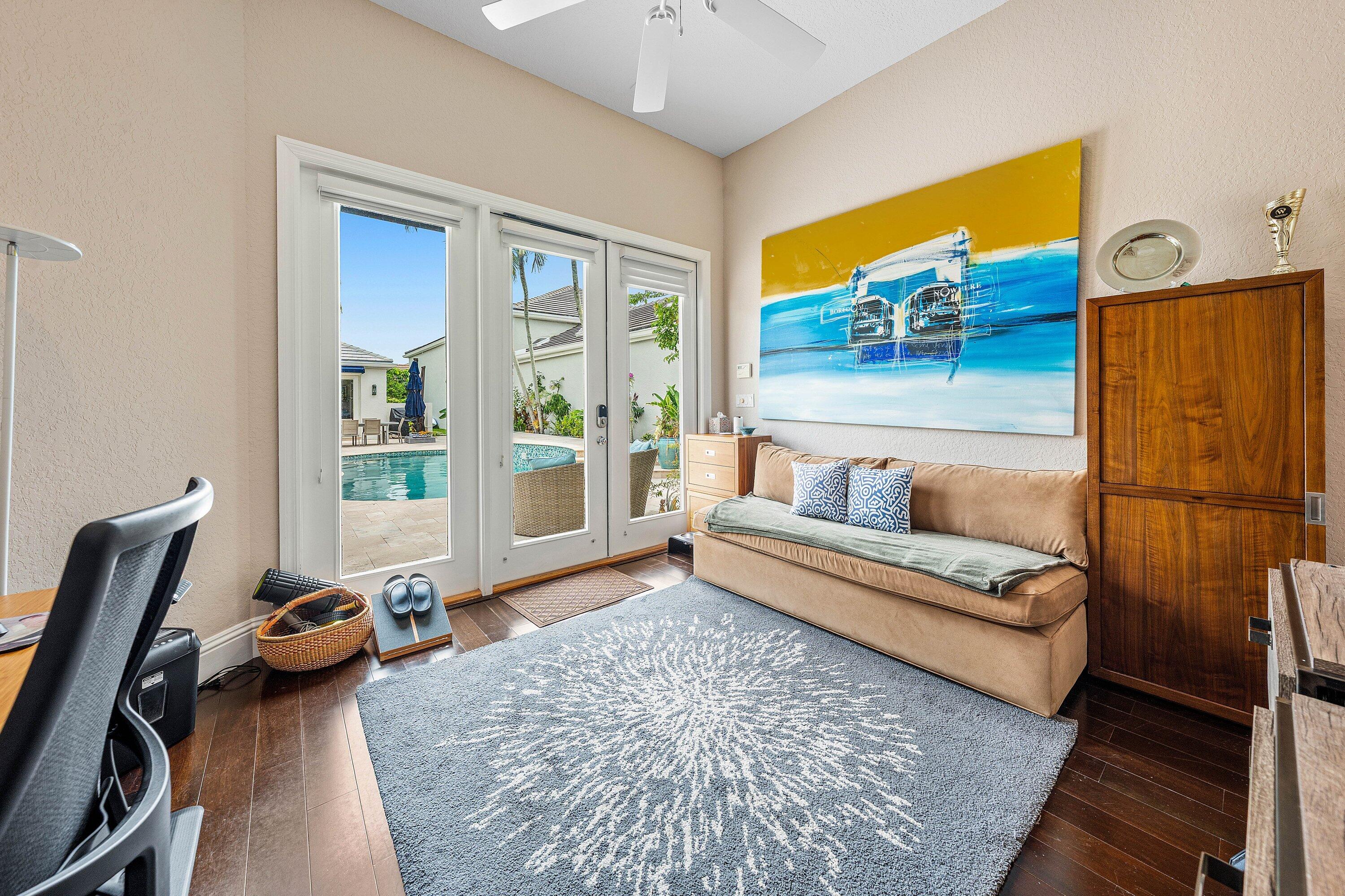 3507 NW Clubside Circle
