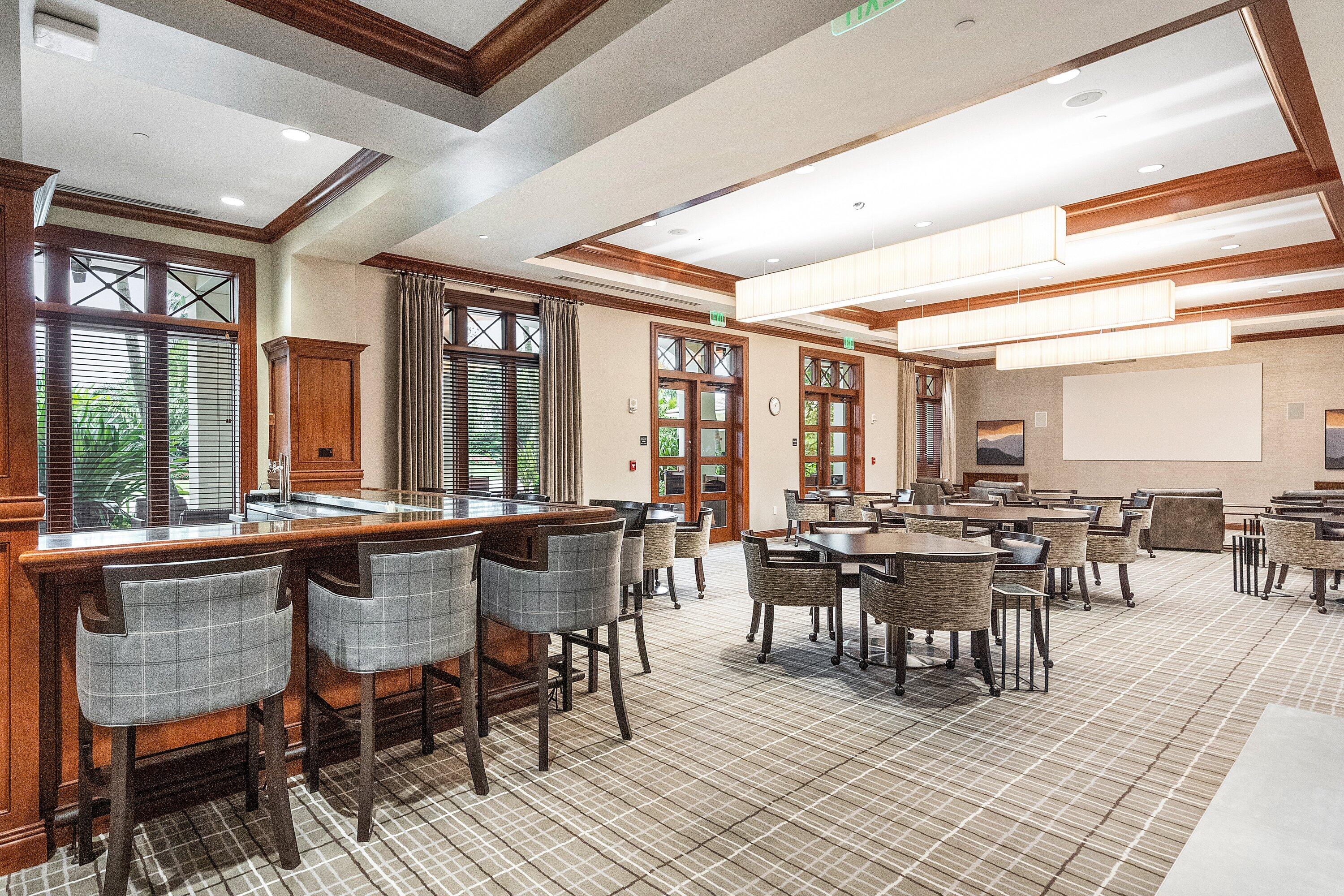 3507 NW Clubside Circle