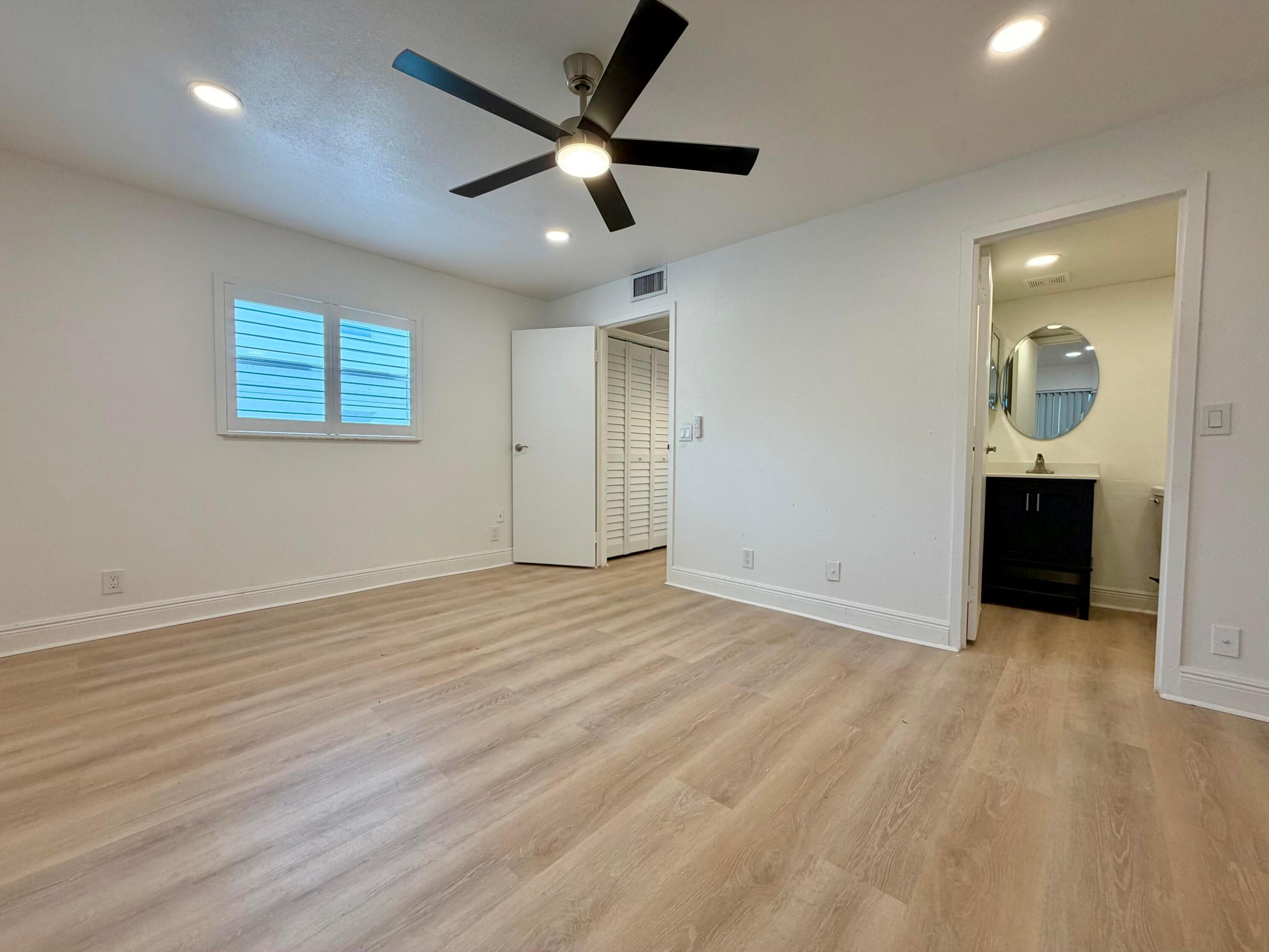 207 Tuscany D 207