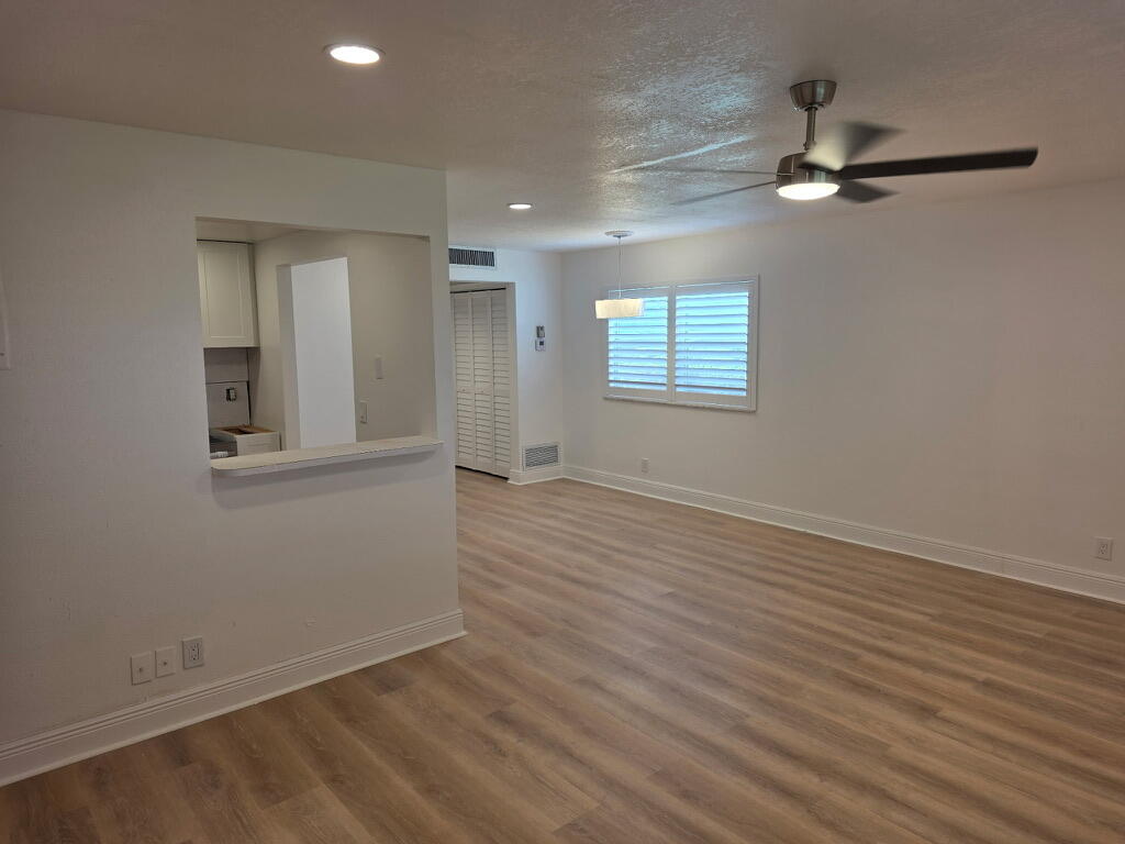 207 Tuscany D 207