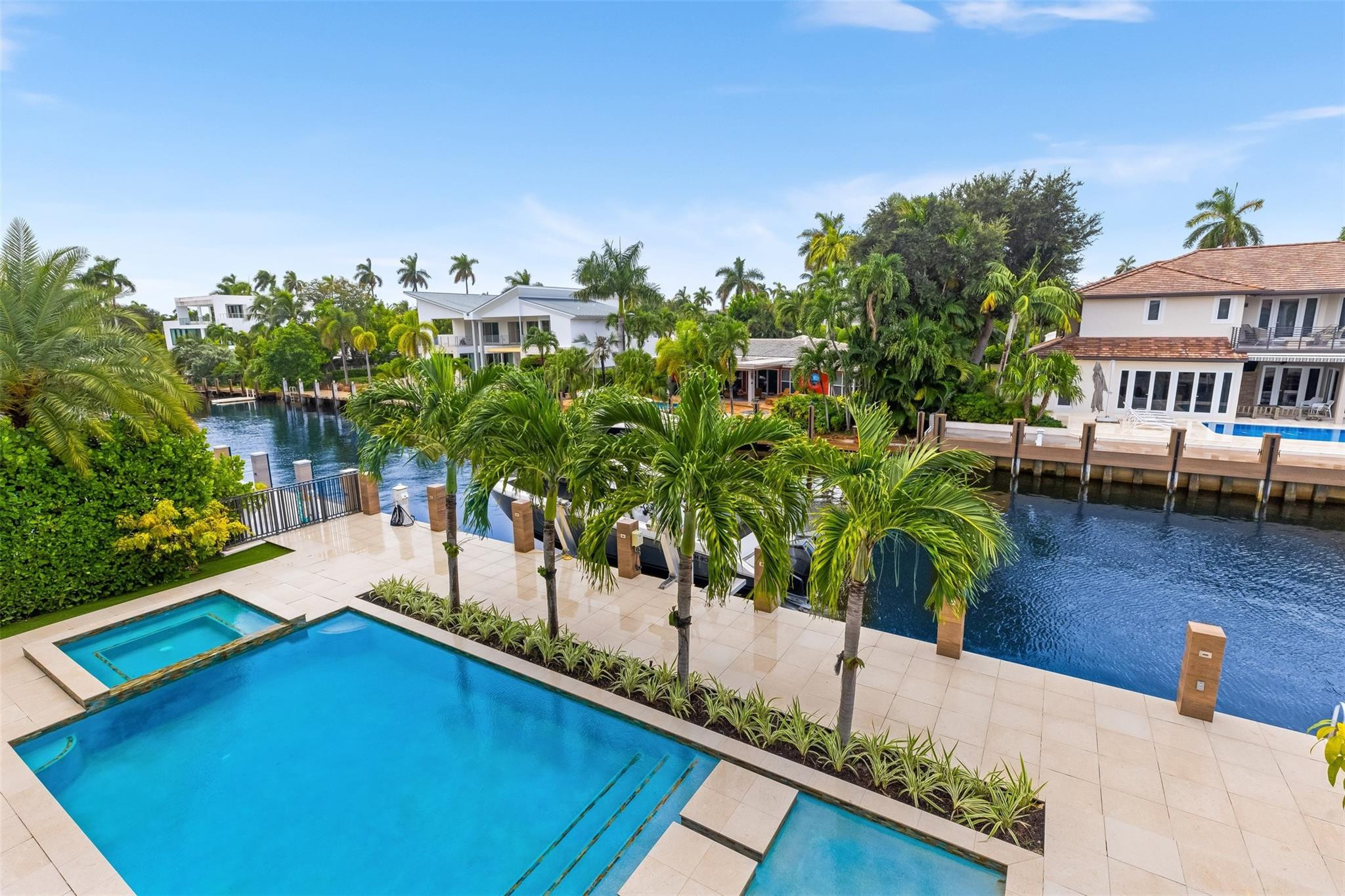 432 Coconut Isle Drive