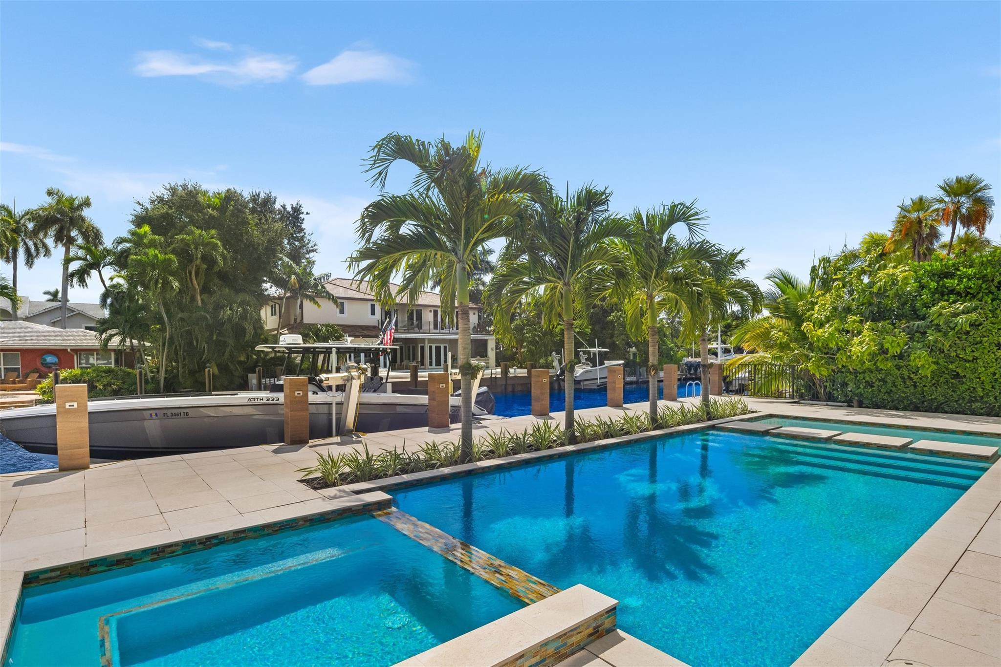 432 Coconut Isle Drive
