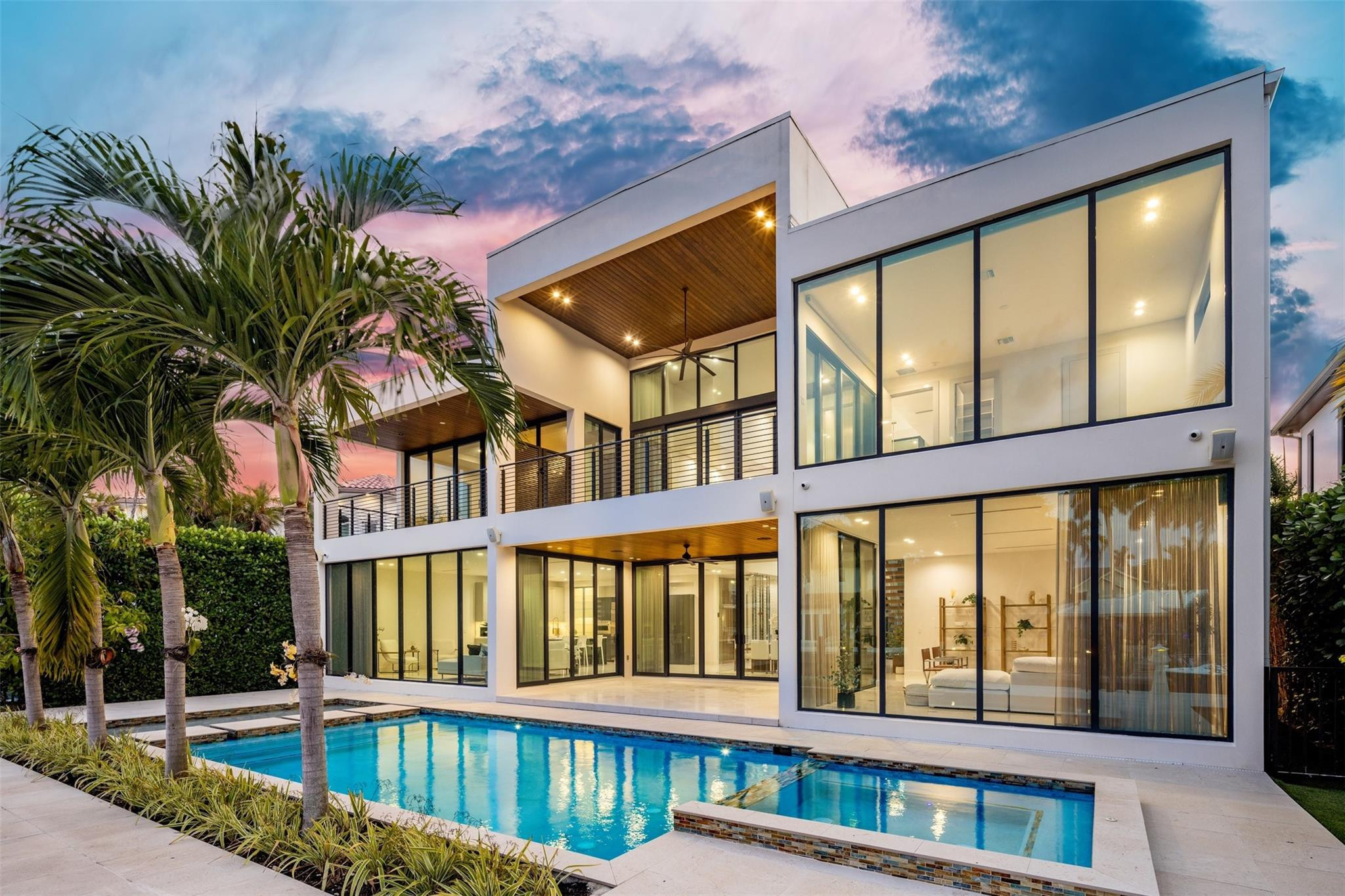 432 Coconut Isle Drive