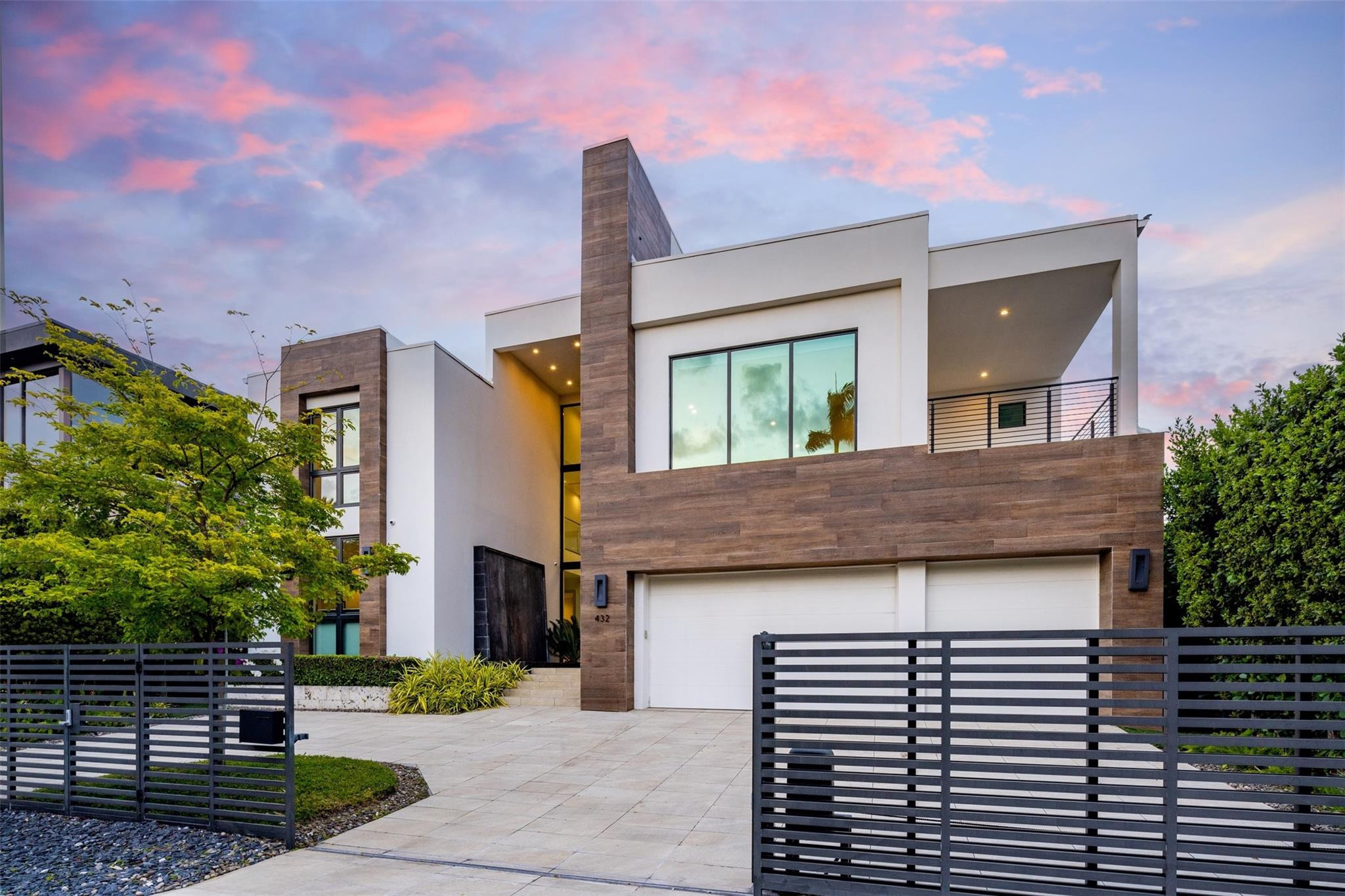 432 Coconut Isle Drive