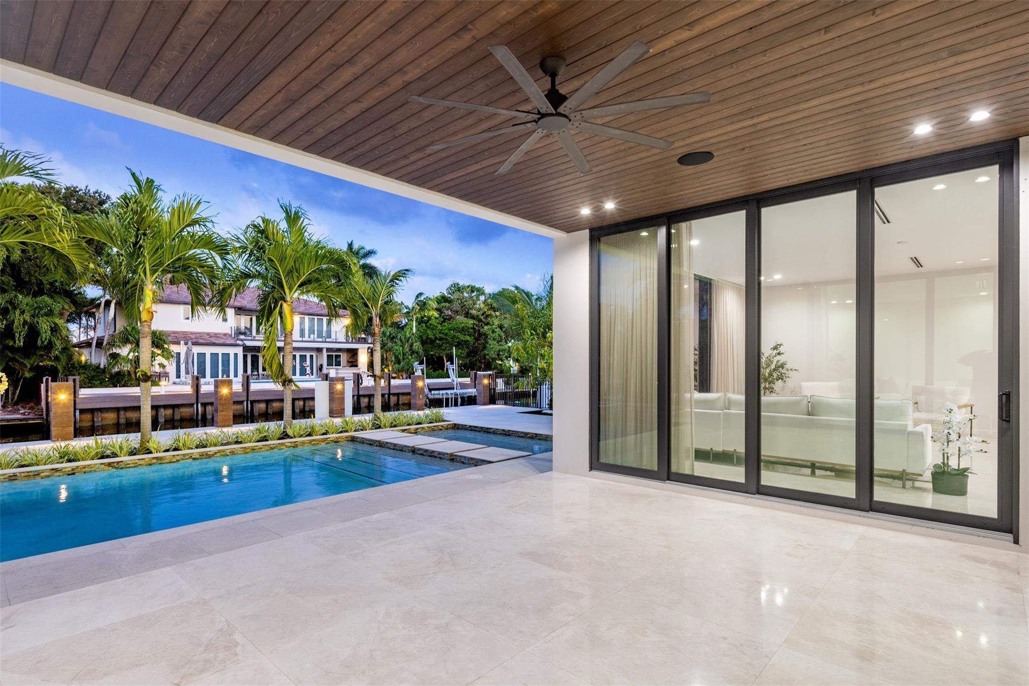 432 Coconut Isle Drive