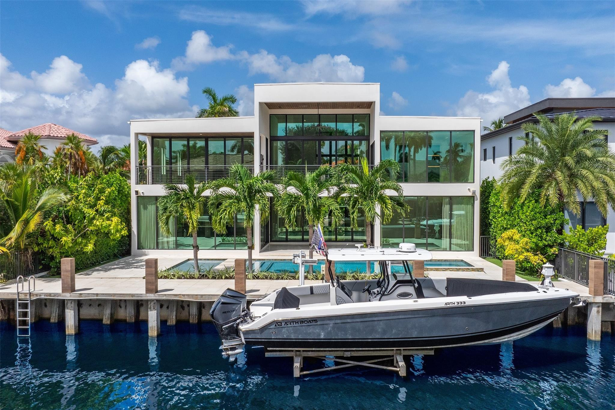 432 Coconut Isle Drive
