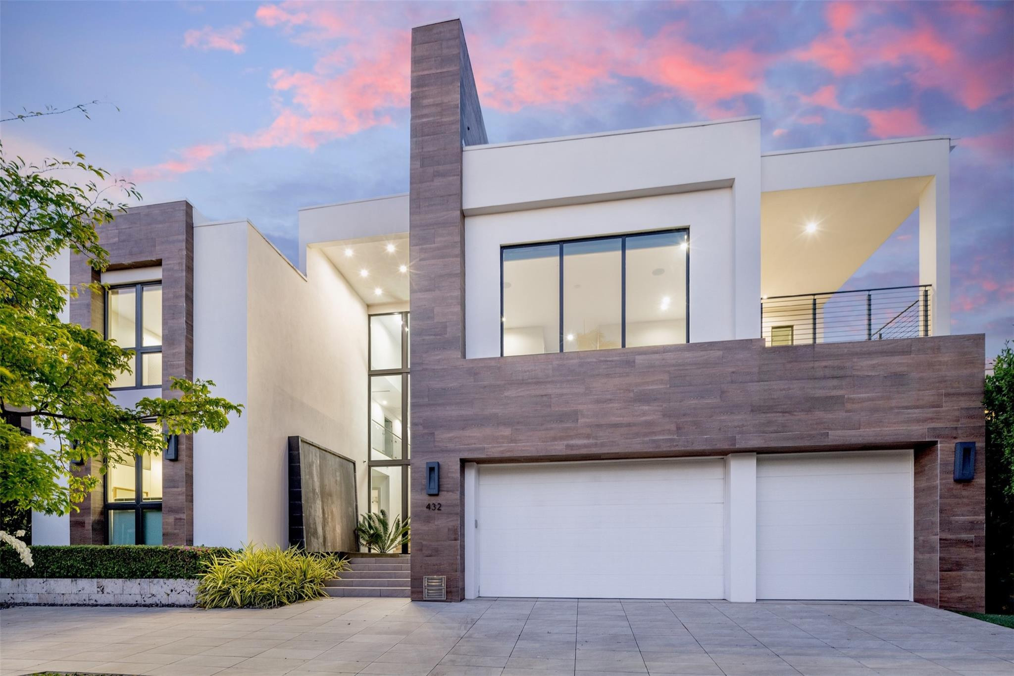 432 Coconut Isle Drive