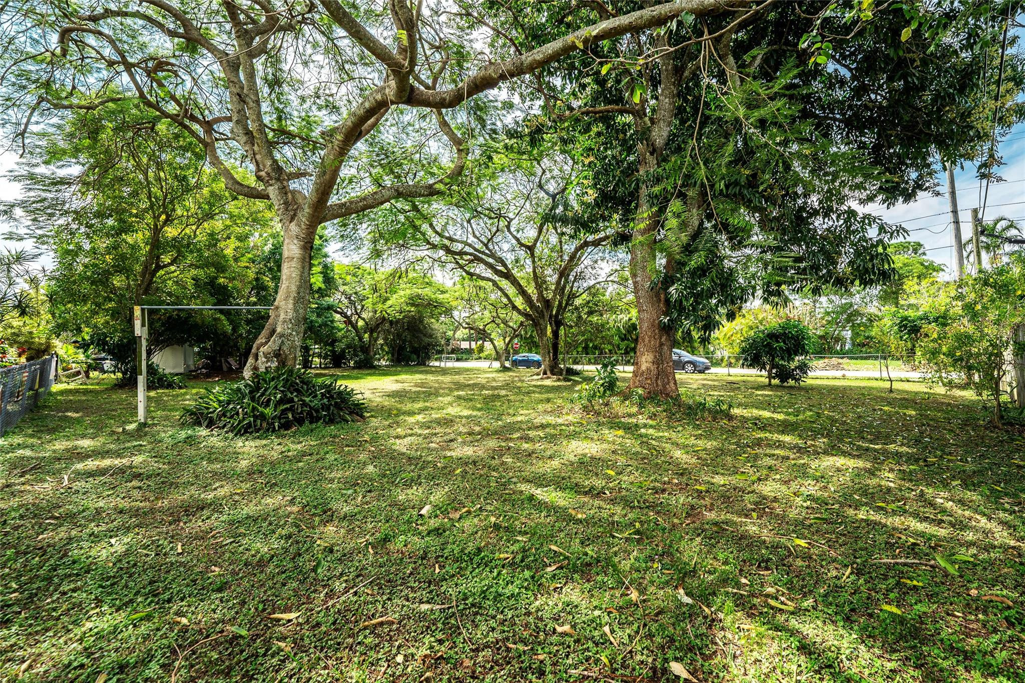 5239 Sunrise Blvd