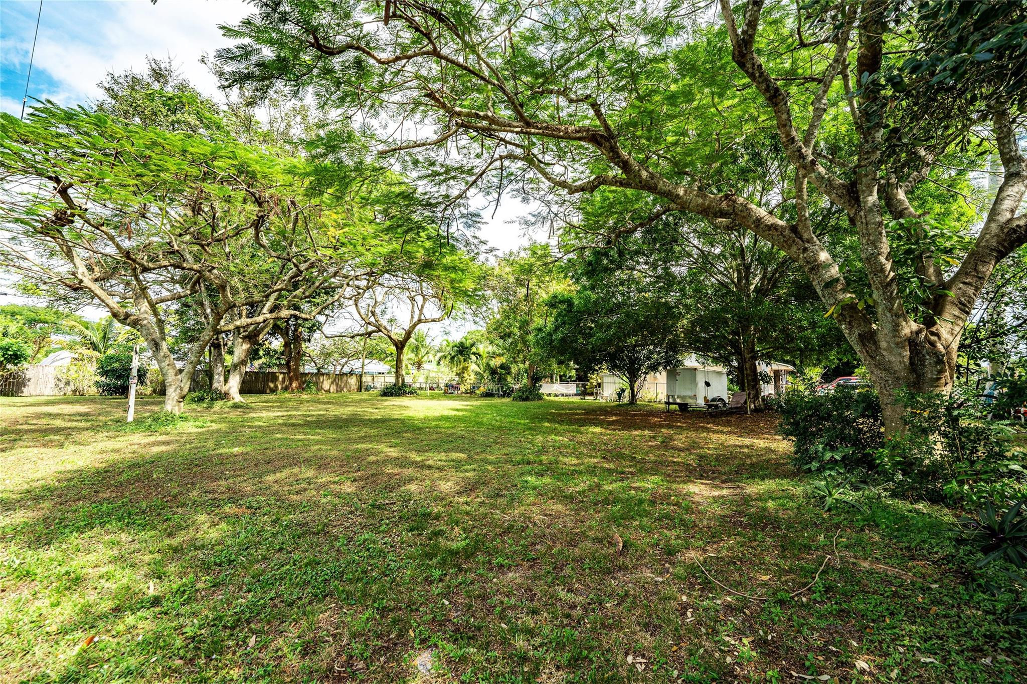 5239 Sunrise Blvd